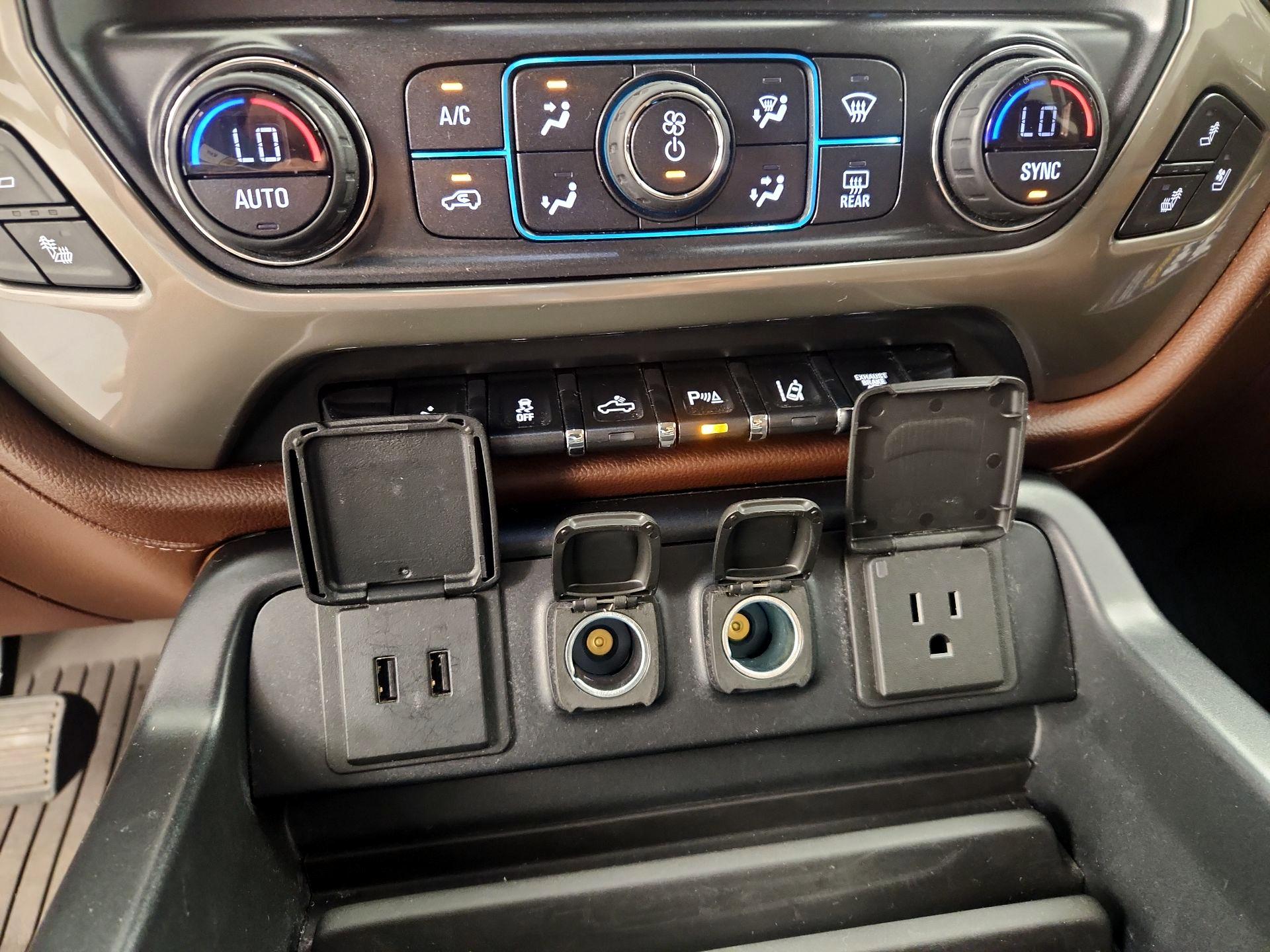 Thumbnail: 2019 Chevrolet Silverado 2500 - 18