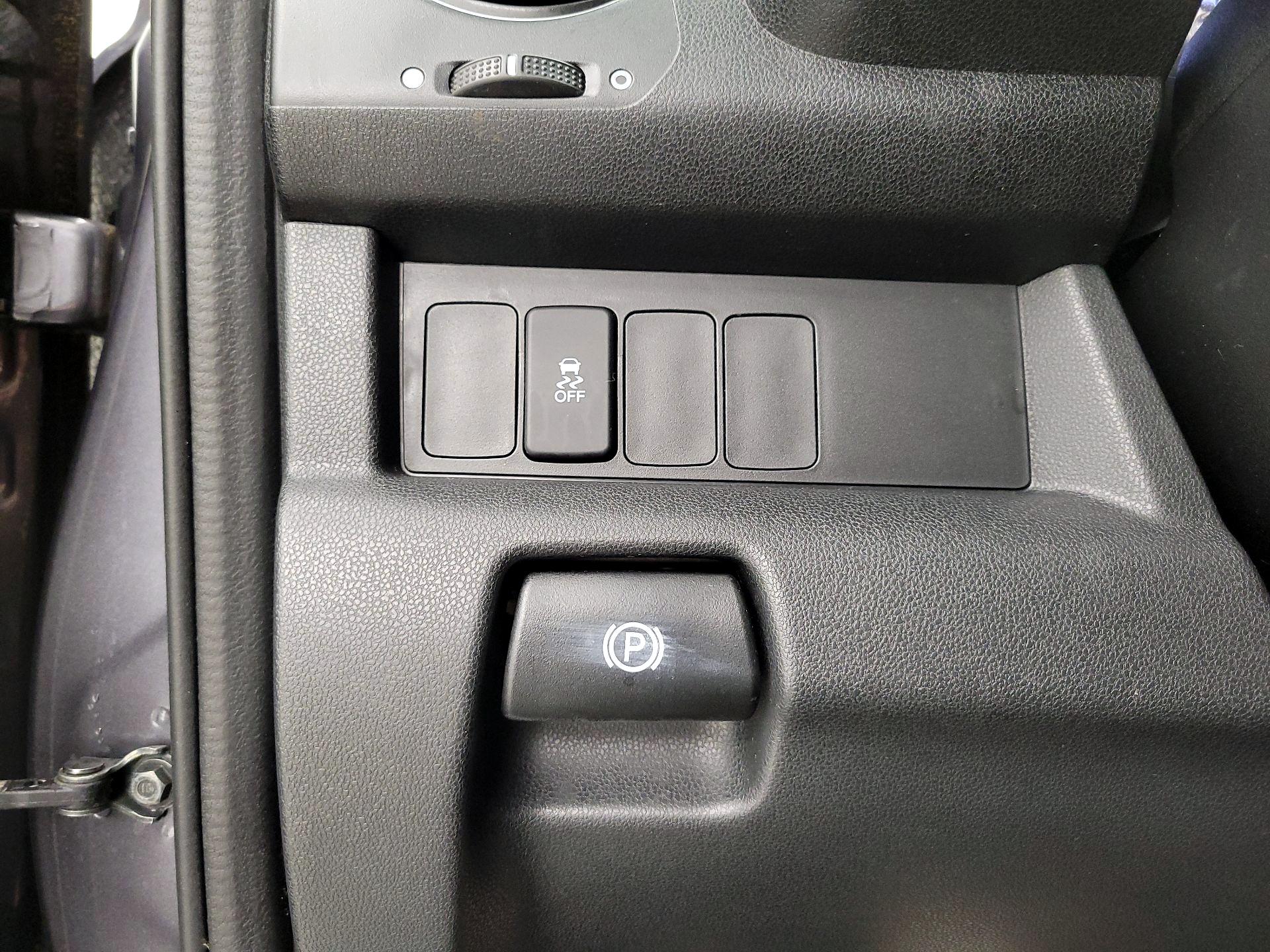 Thumbnail: 2015 Honda Pilot - 13
