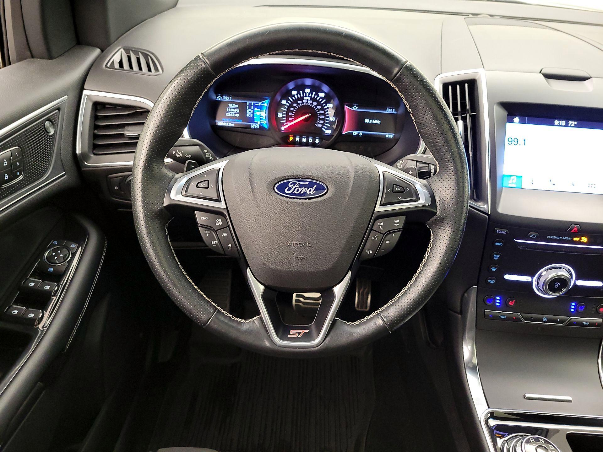 Thumbnail: 2019 Ford Edge - 10
