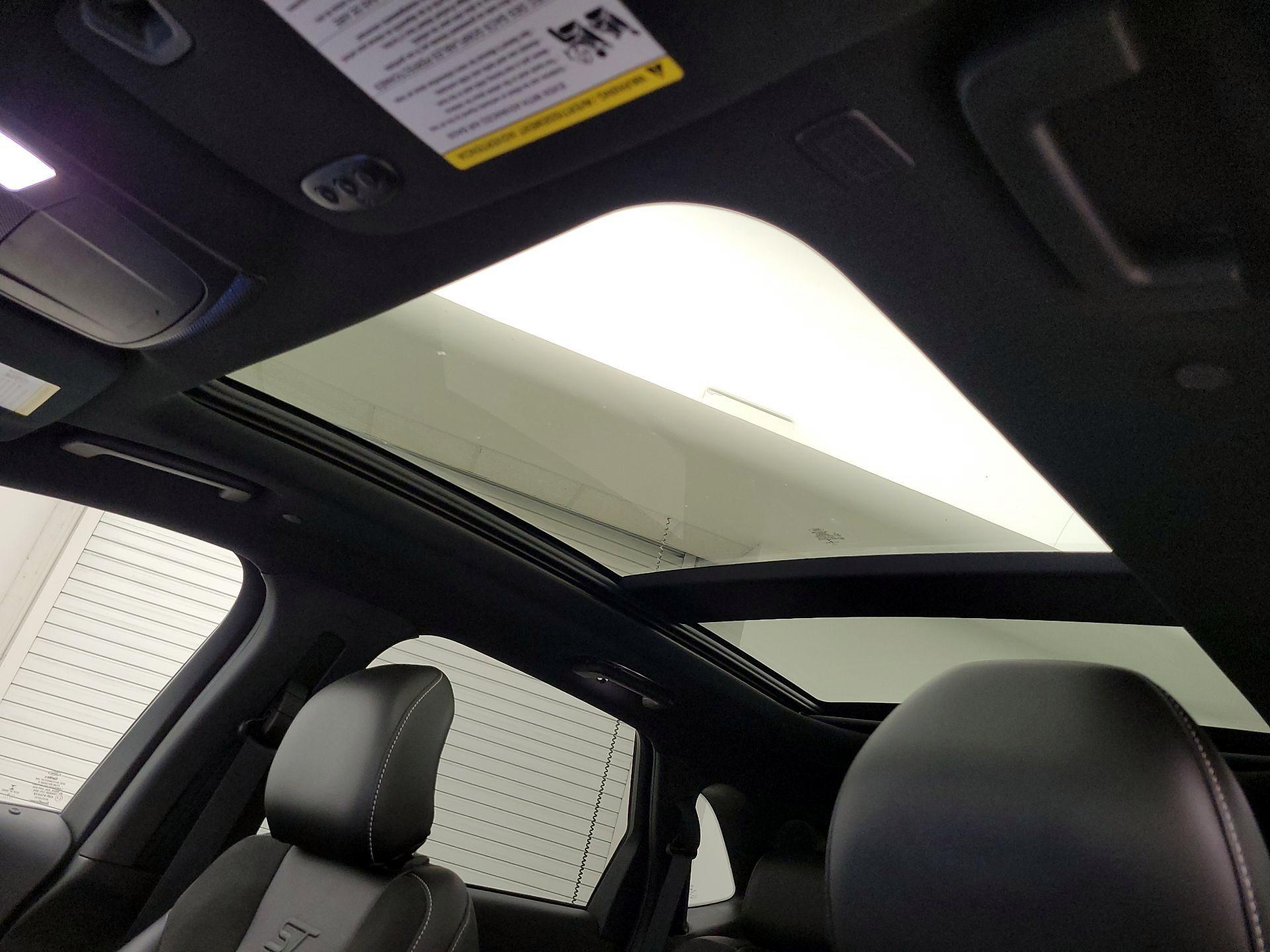 Thumbnail: 2019 Ford Edge - 20