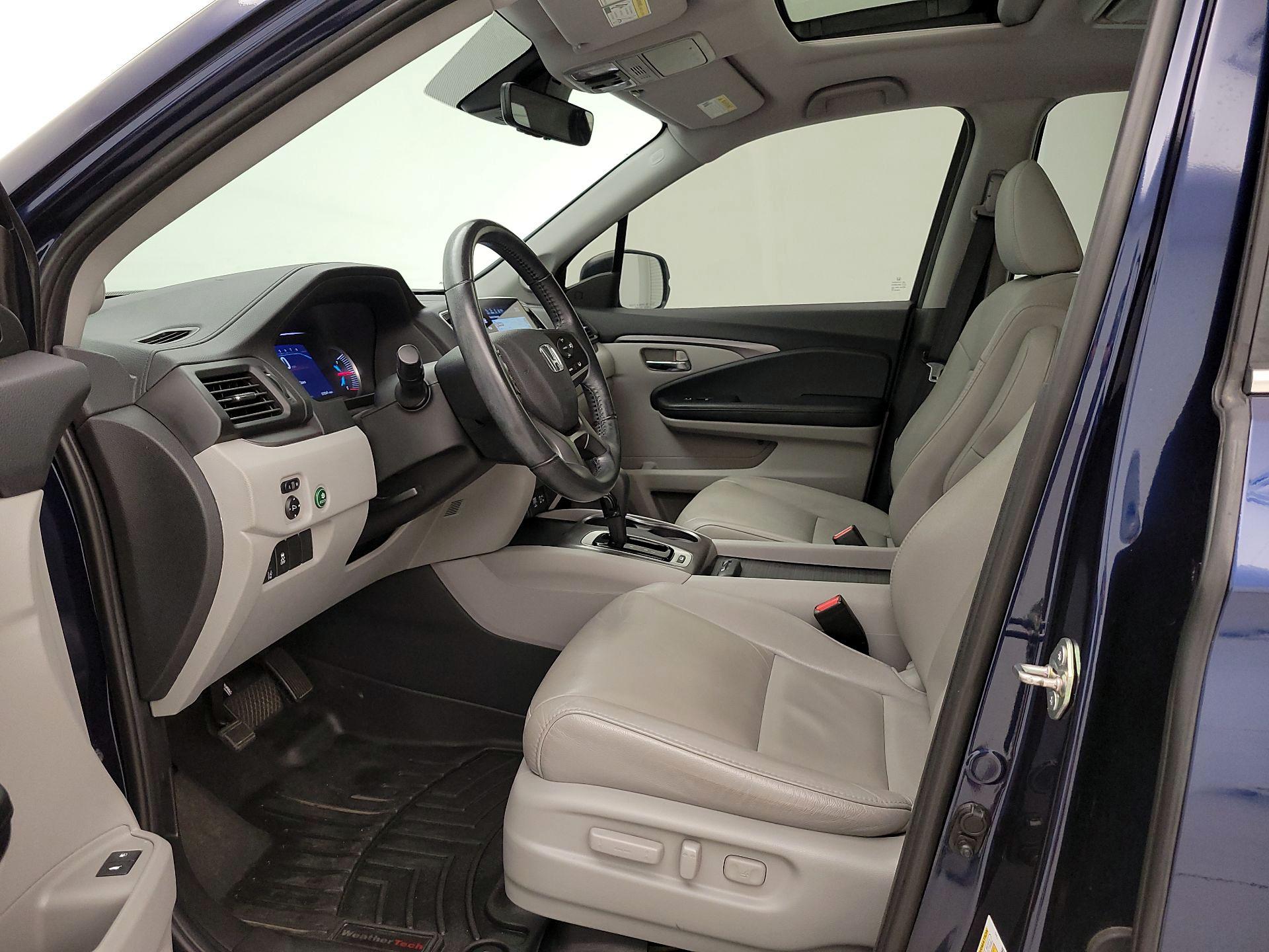 Thumbnail: 2020 Honda Pilot - 11