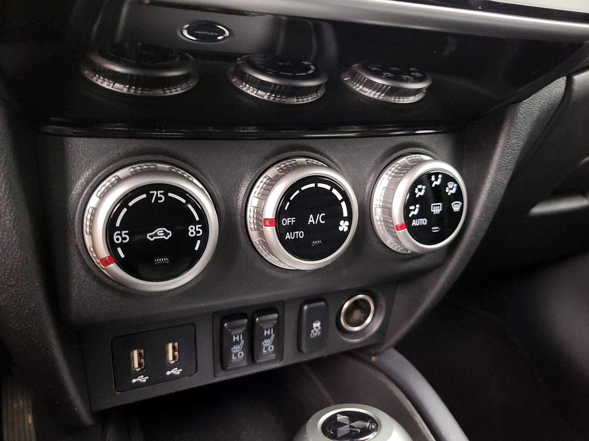 Thumbnail: 2024 Mitsubishi Outlander Sport - 16