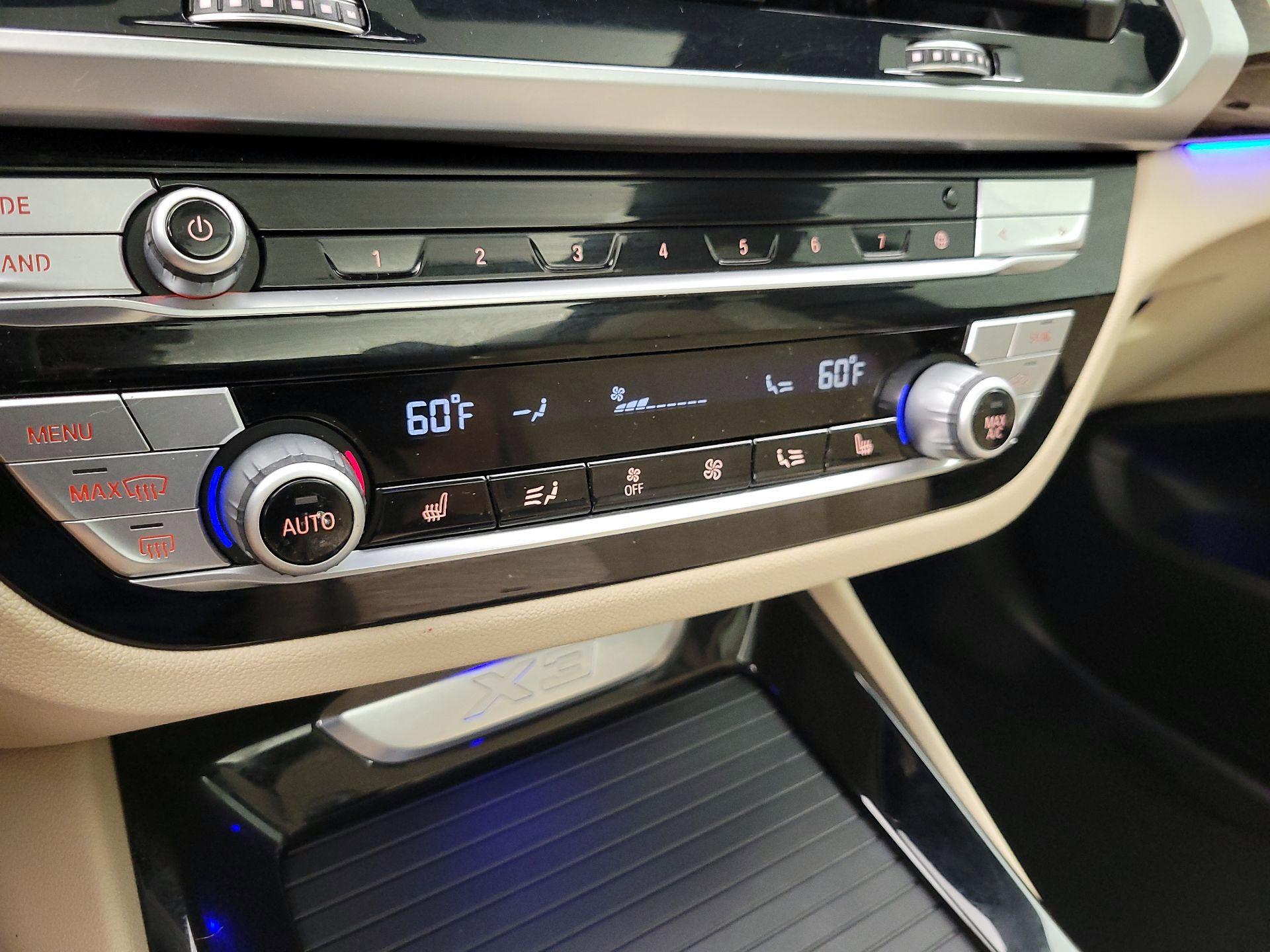 Thumbnail: 2021 BMW X3 - 17