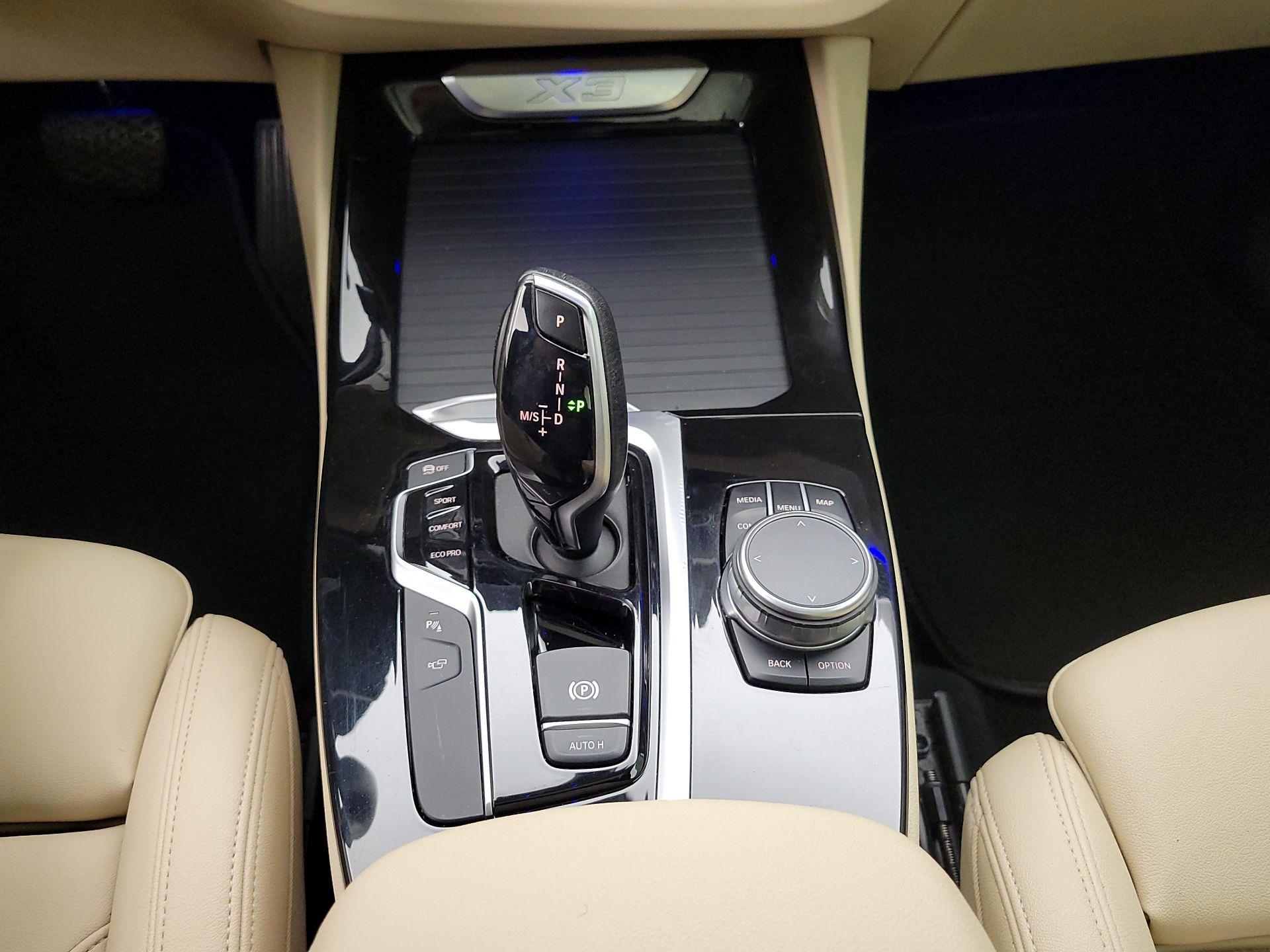 Thumbnail: 2021 BMW X3 - 18