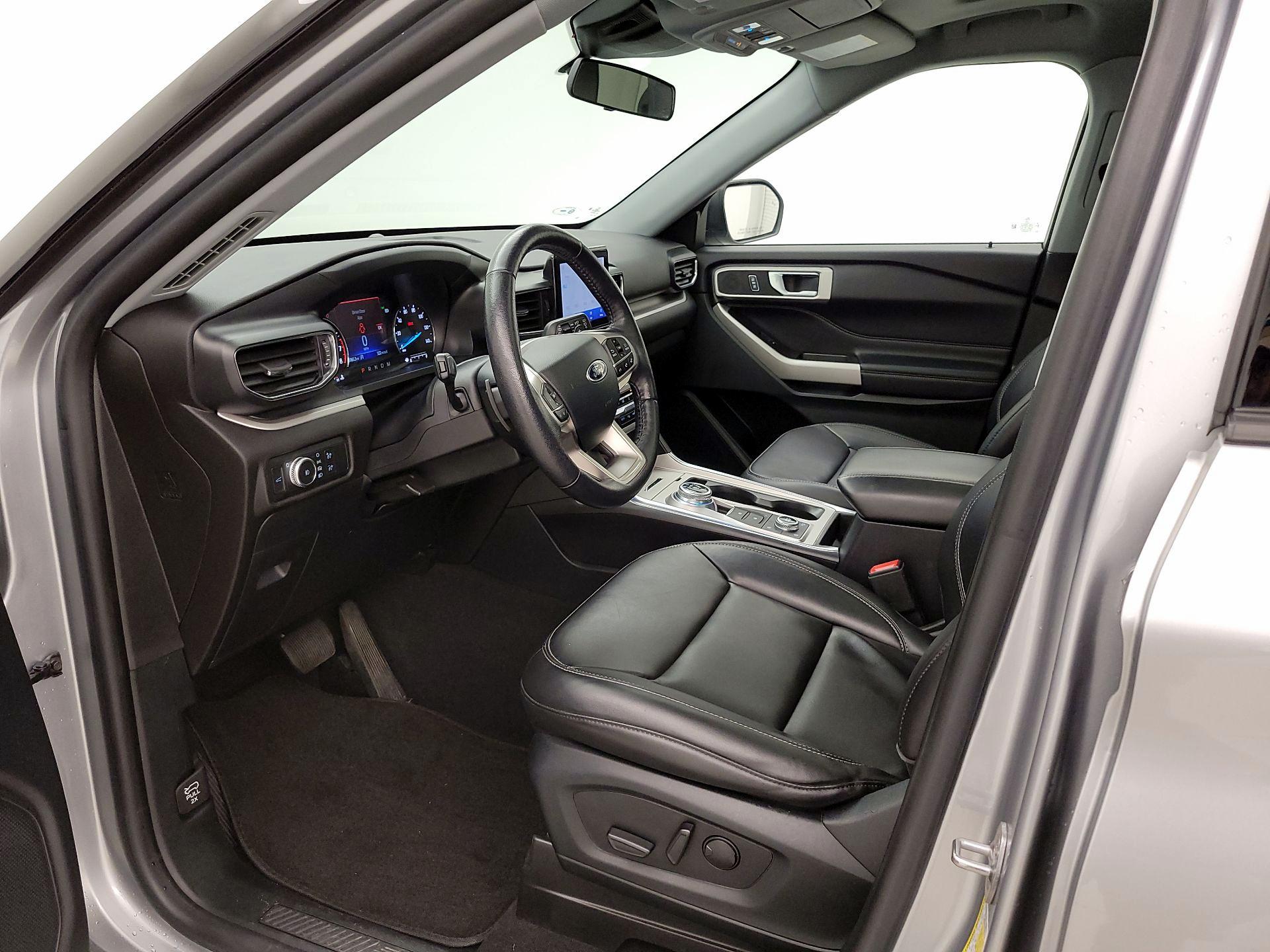 Thumbnail: 2021 Ford Explorer - 11
