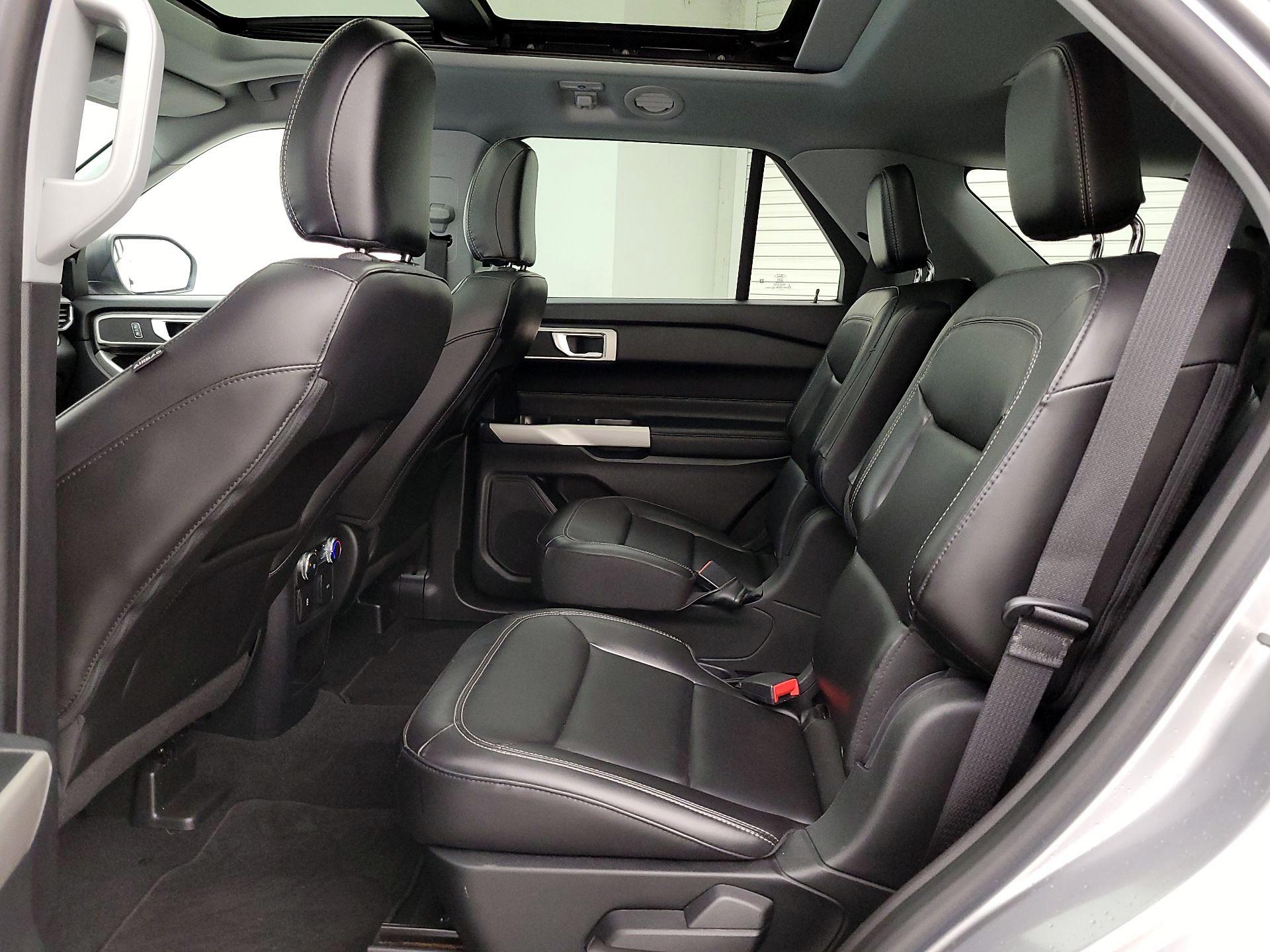Thumbnail: 2021 Ford Explorer - 20