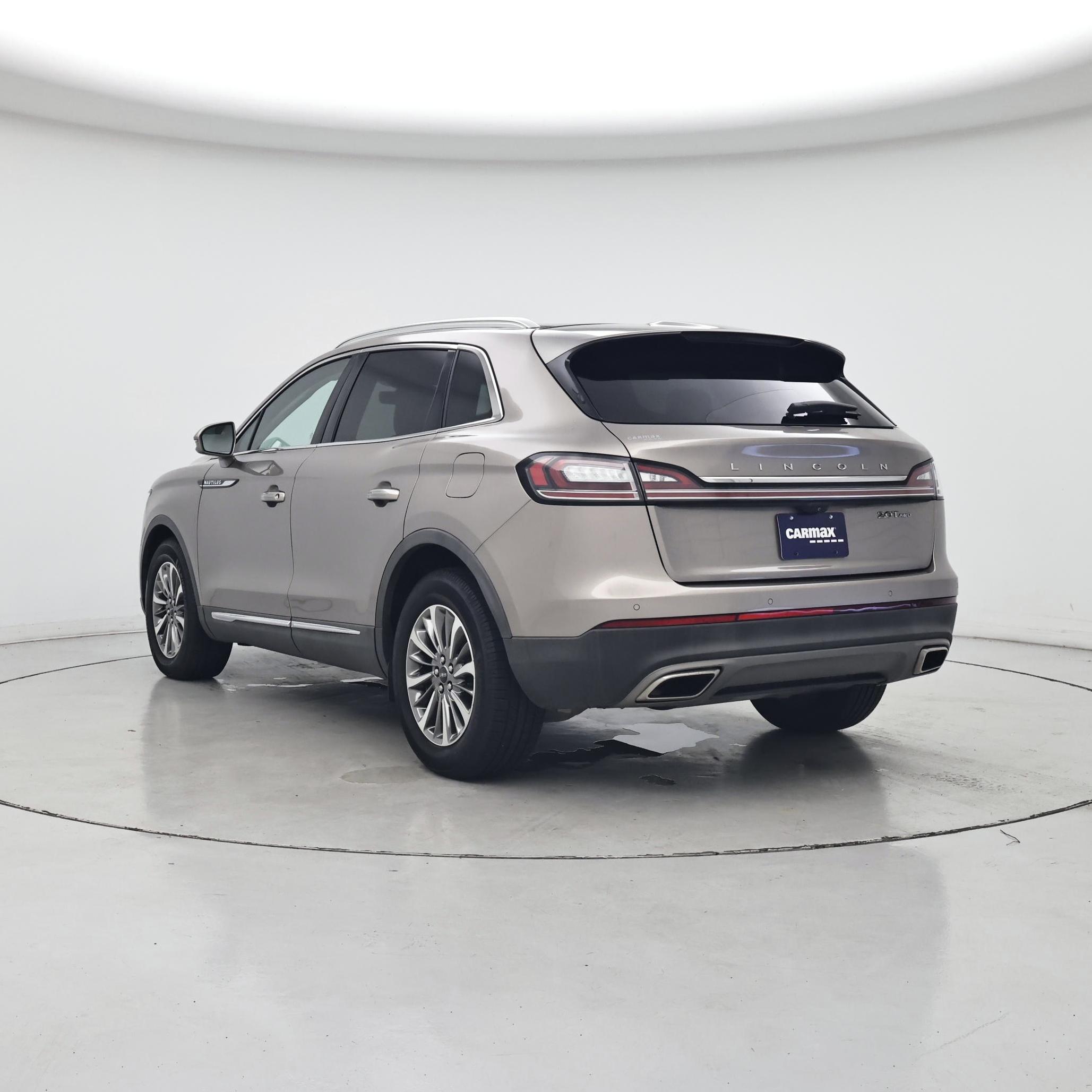 Thumbnail: 2019 Lincoln Nautilus - 2