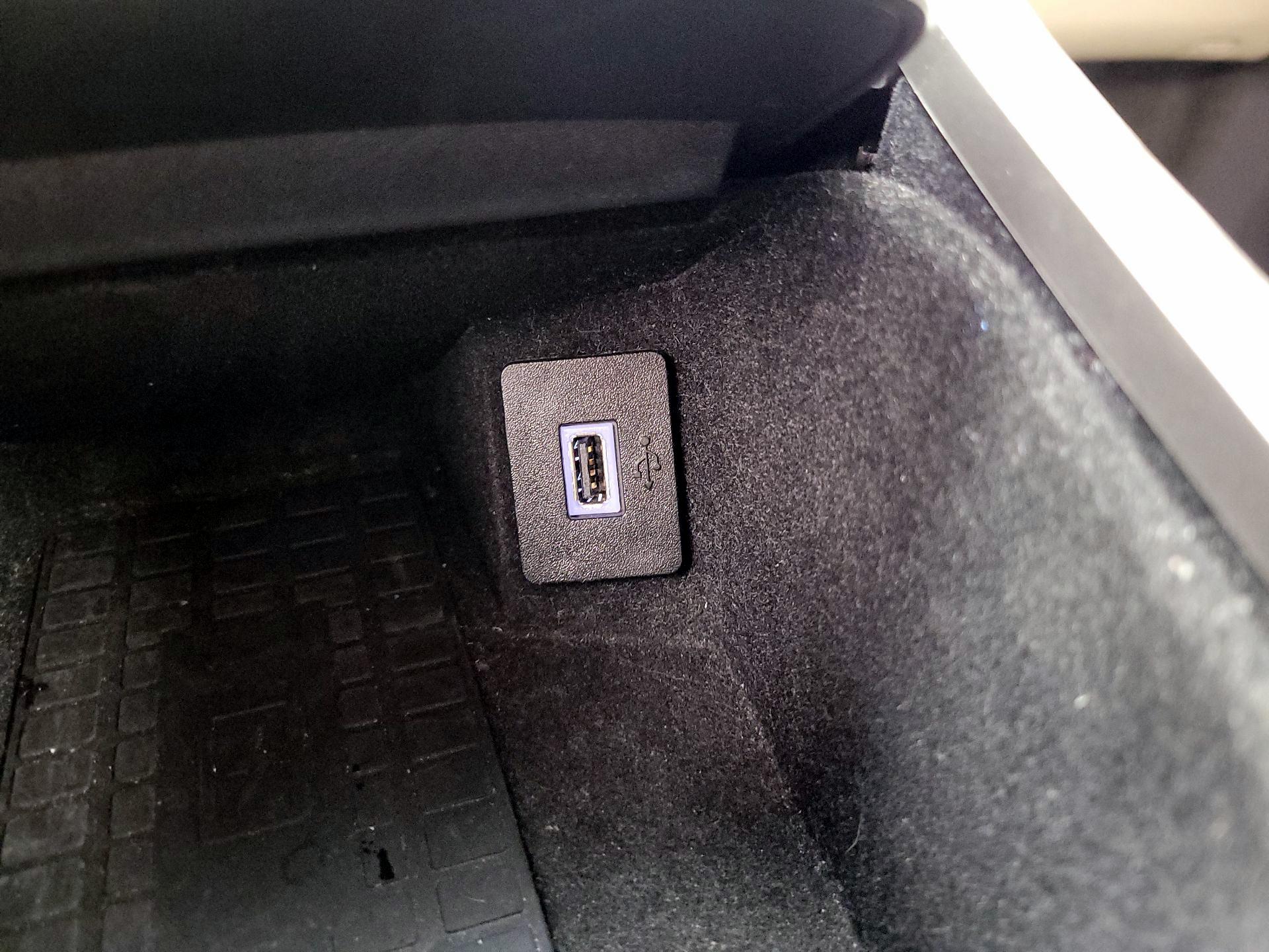 Thumbnail: 2019 Lincoln Nautilus - 19