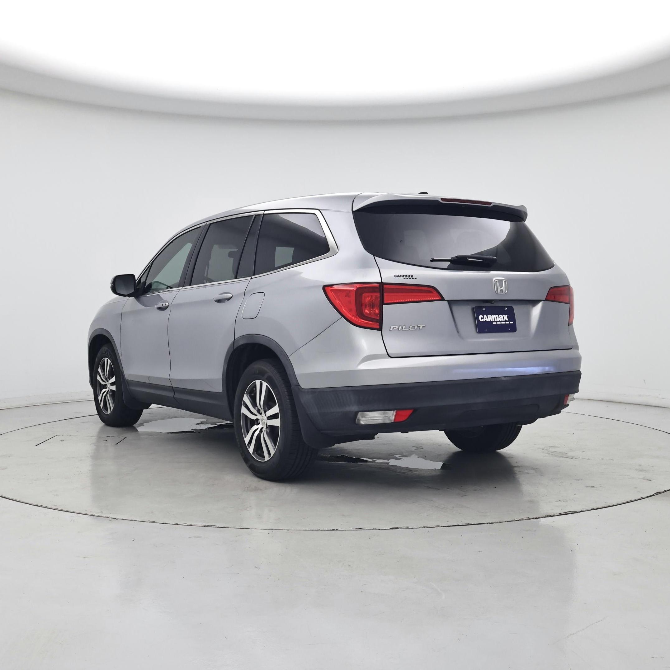 Thumbnail: 2018 Honda Pilot - 2