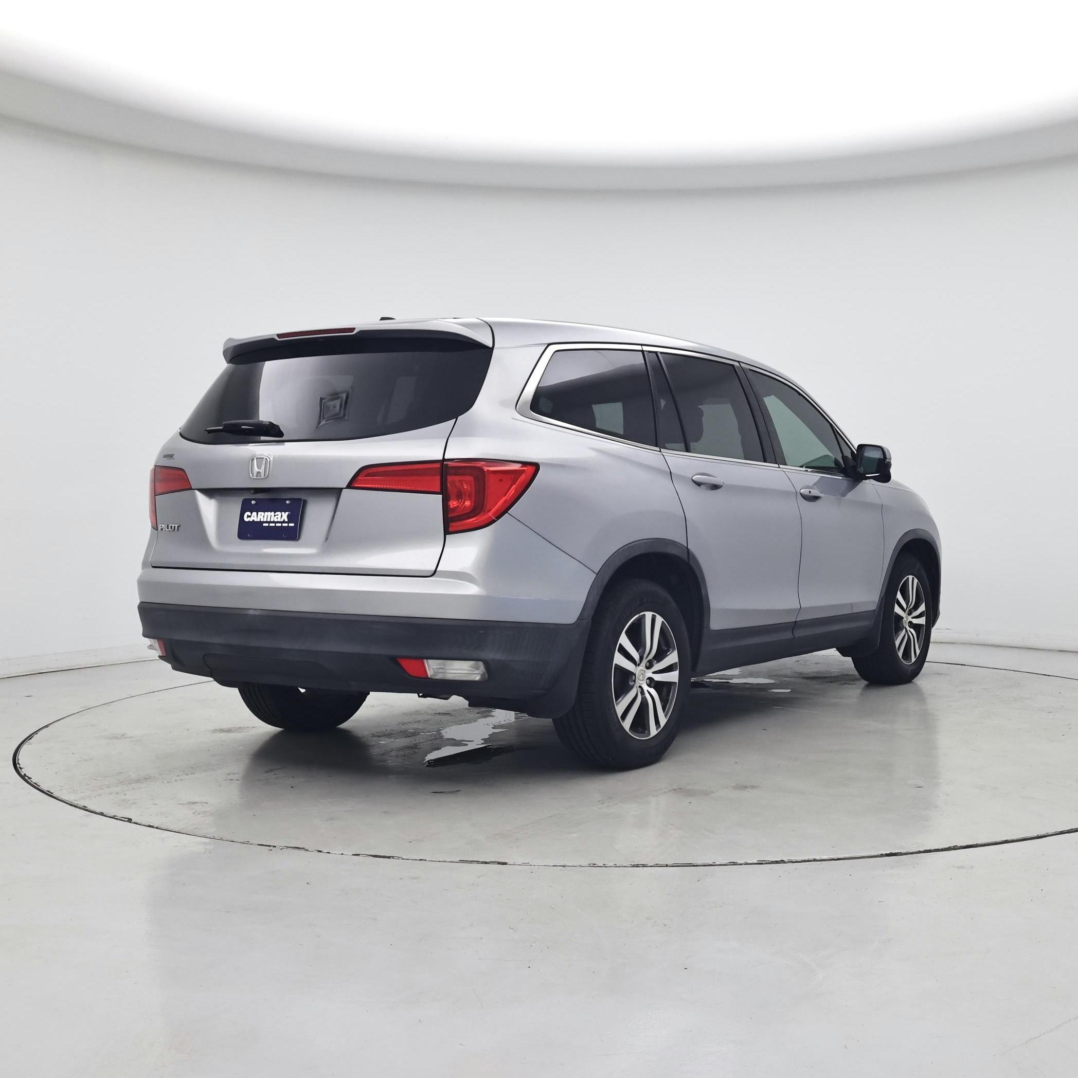 Thumbnail: 2018 Honda Pilot - 8