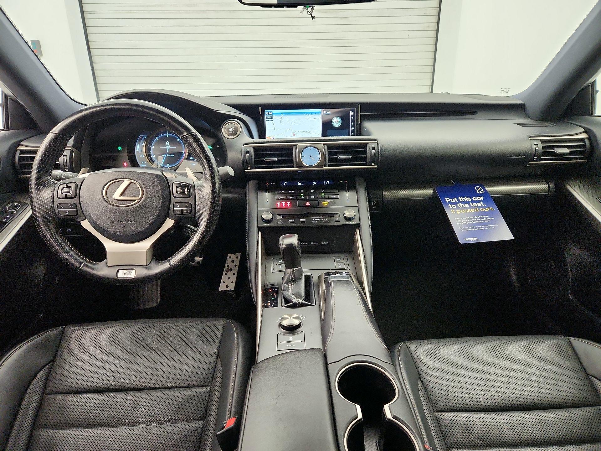 Thumbnail: 2018 Lexus IS - 9