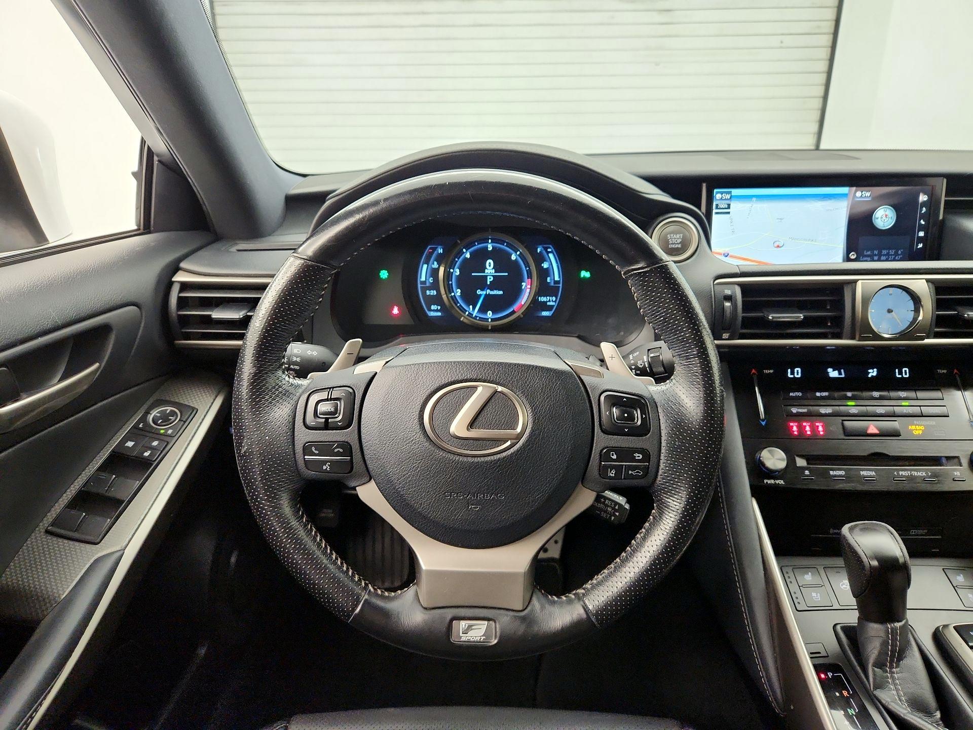 Thumbnail: 2018 Lexus IS - 10