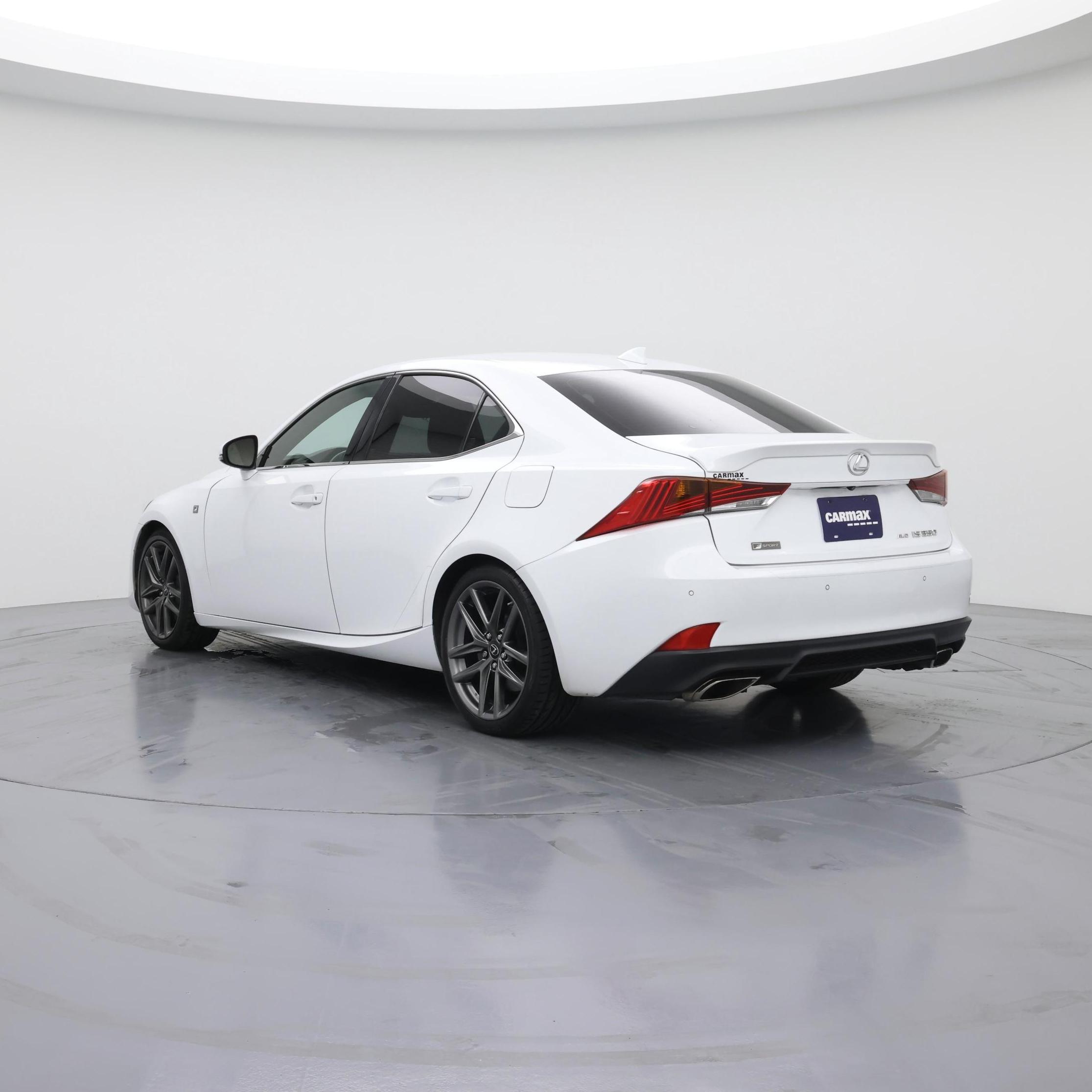 Thumbnail: 2018 Lexus IS - 2