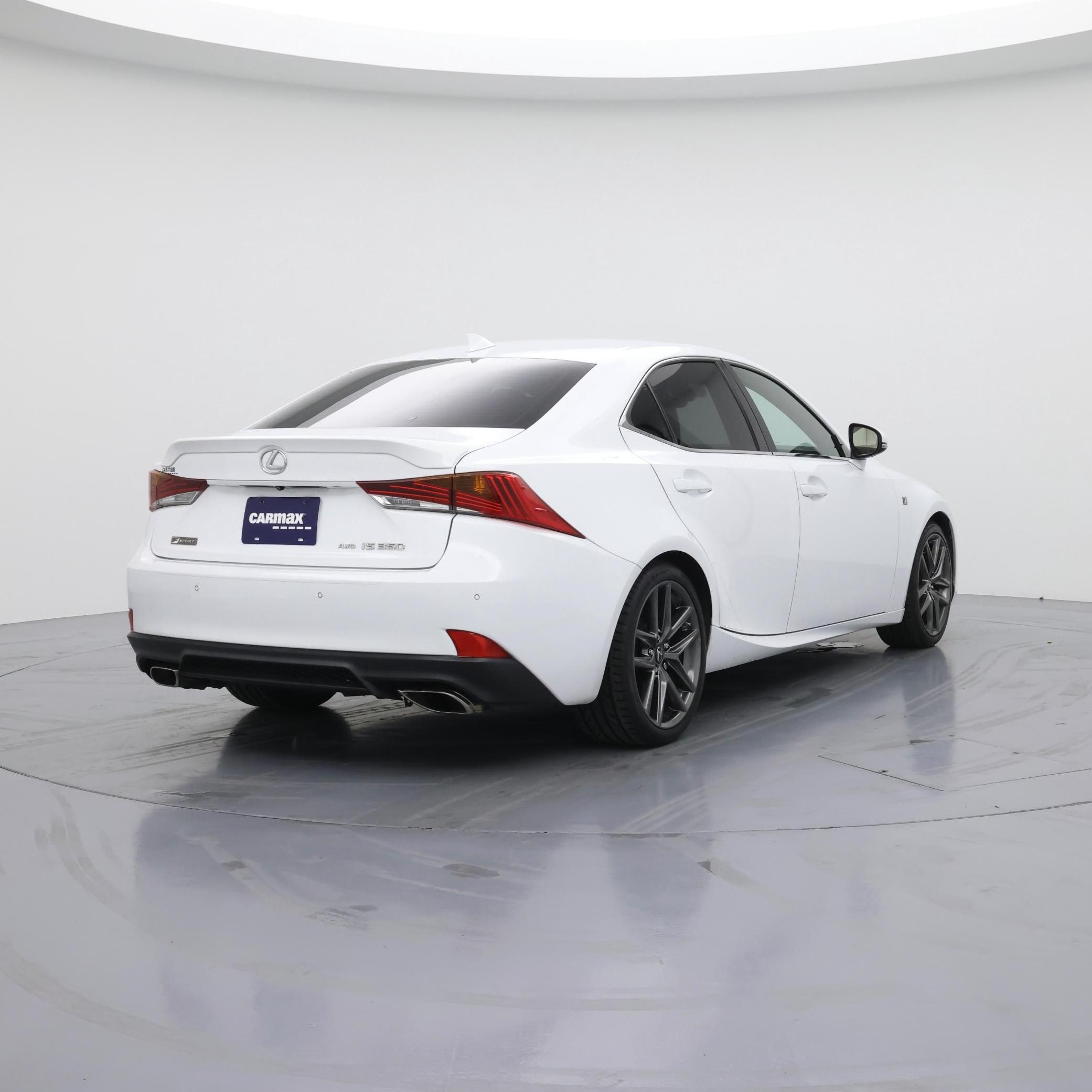 Thumbnail: 2018 Lexus IS - 8