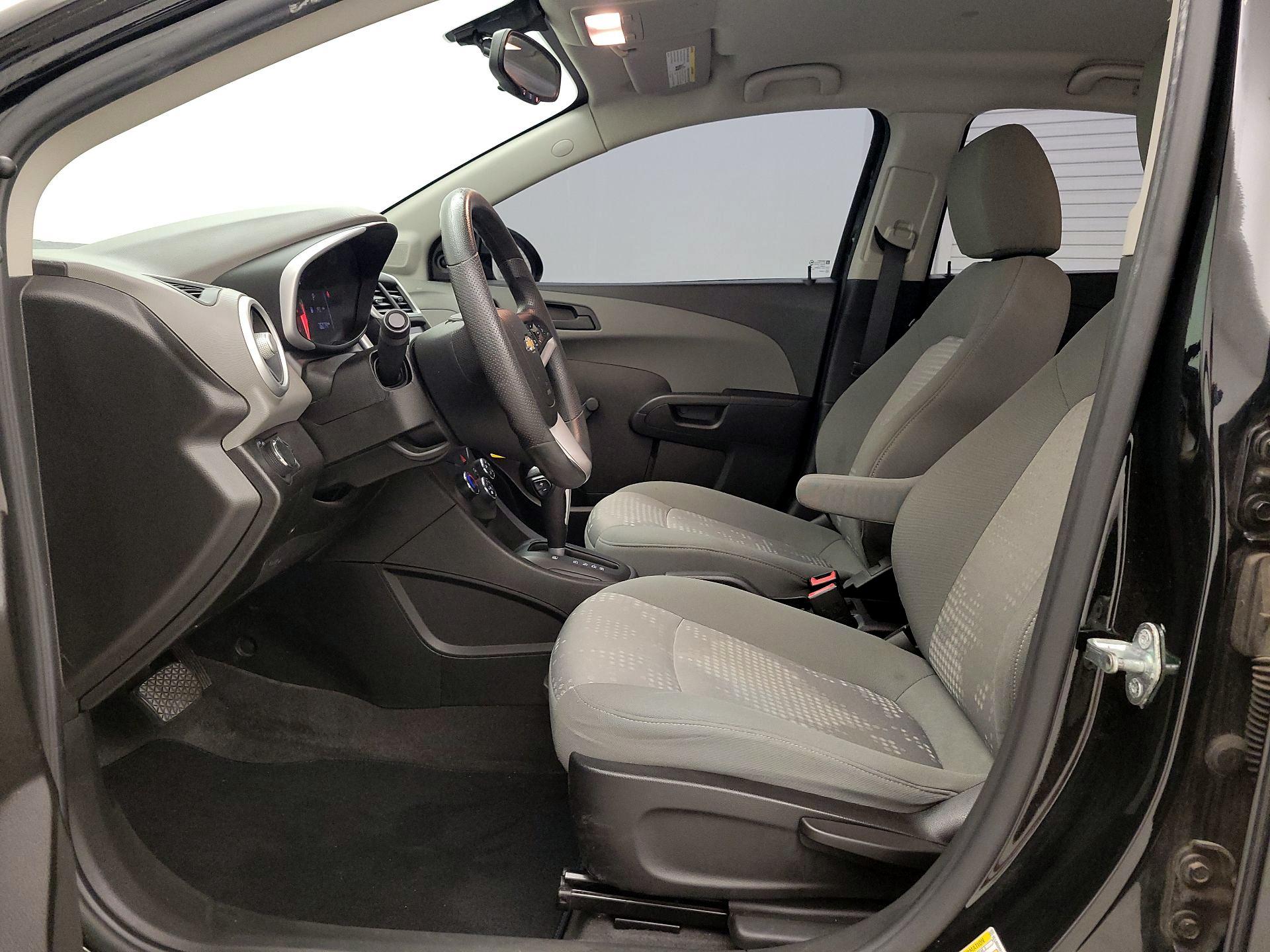 Thumbnail: 2017 Chevrolet Sonic - 11