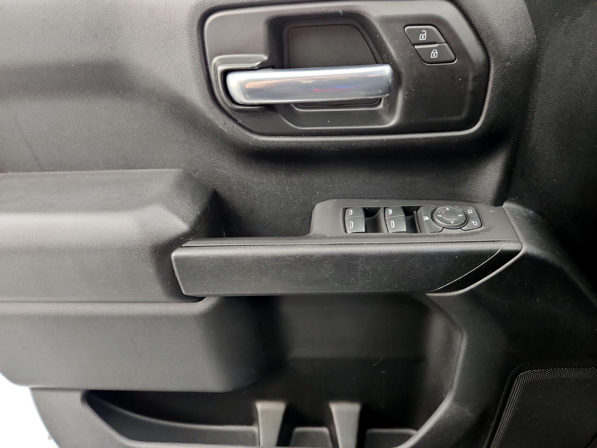 Thumbnail: 2021 Chevrolet Silverado 1500 - 12