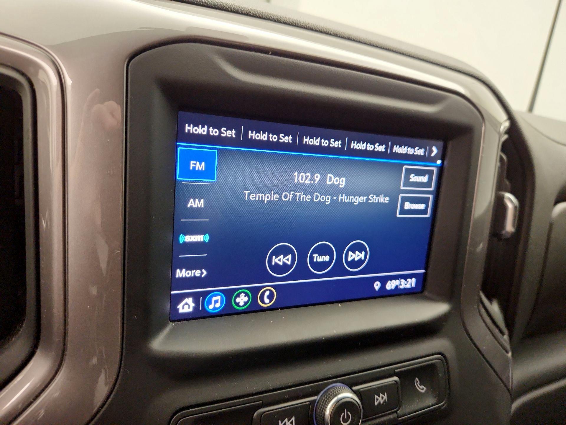 Thumbnail: 2021 Chevrolet Silverado 1500 - 15