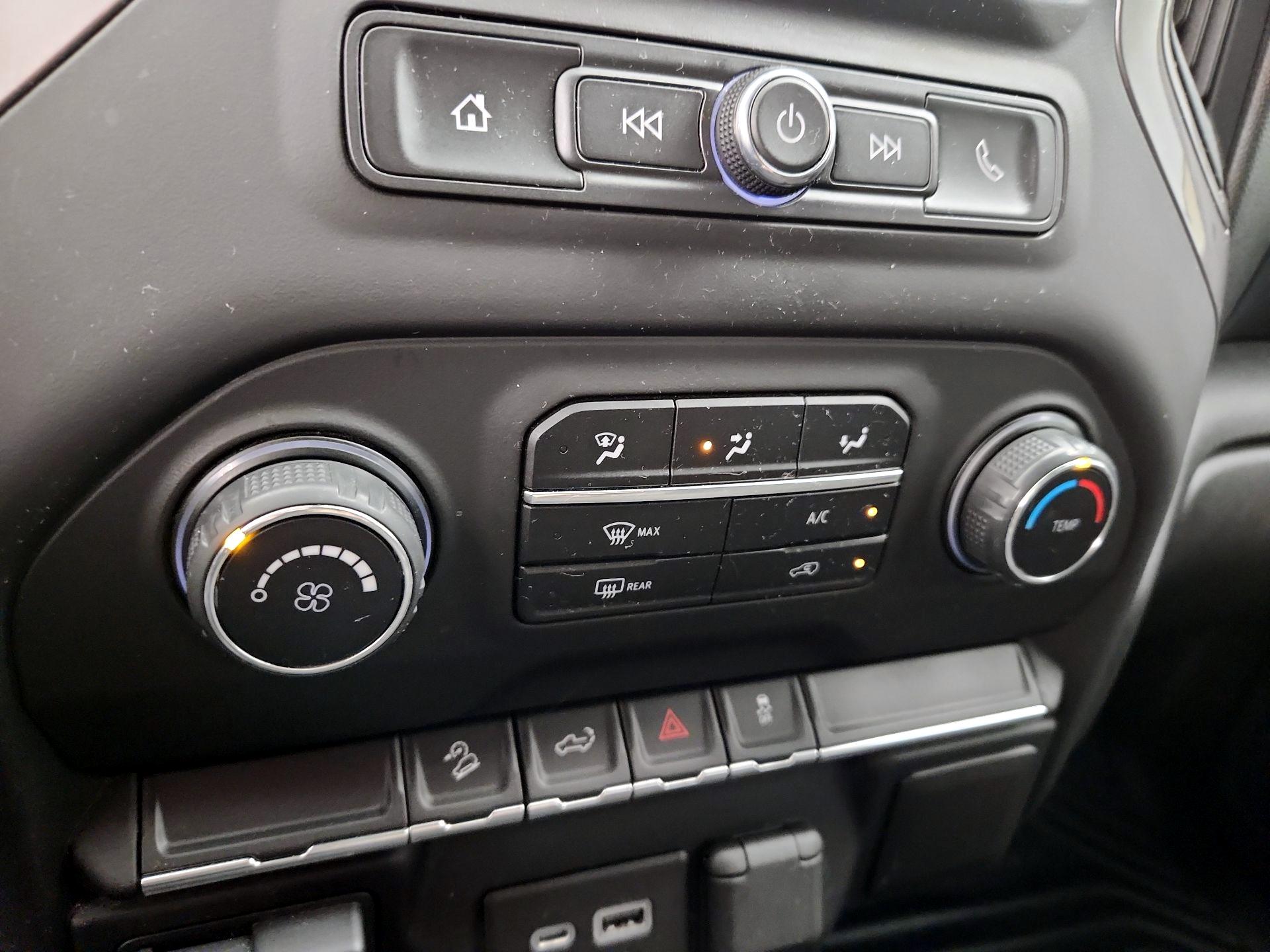 Thumbnail: 2021 Chevrolet Silverado 1500 - 16