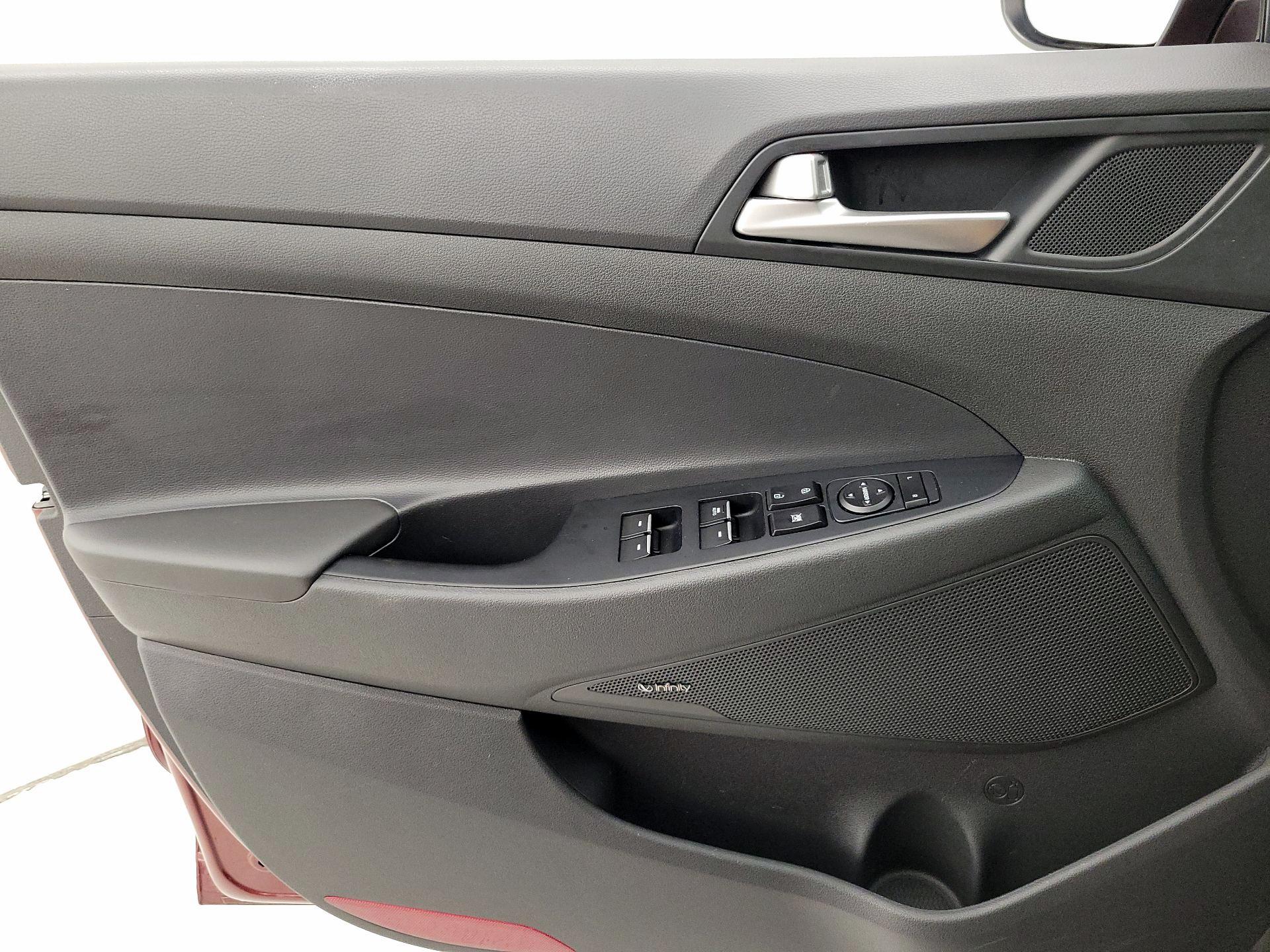 Thumbnail: 2020 Hyundai Tucson - 12