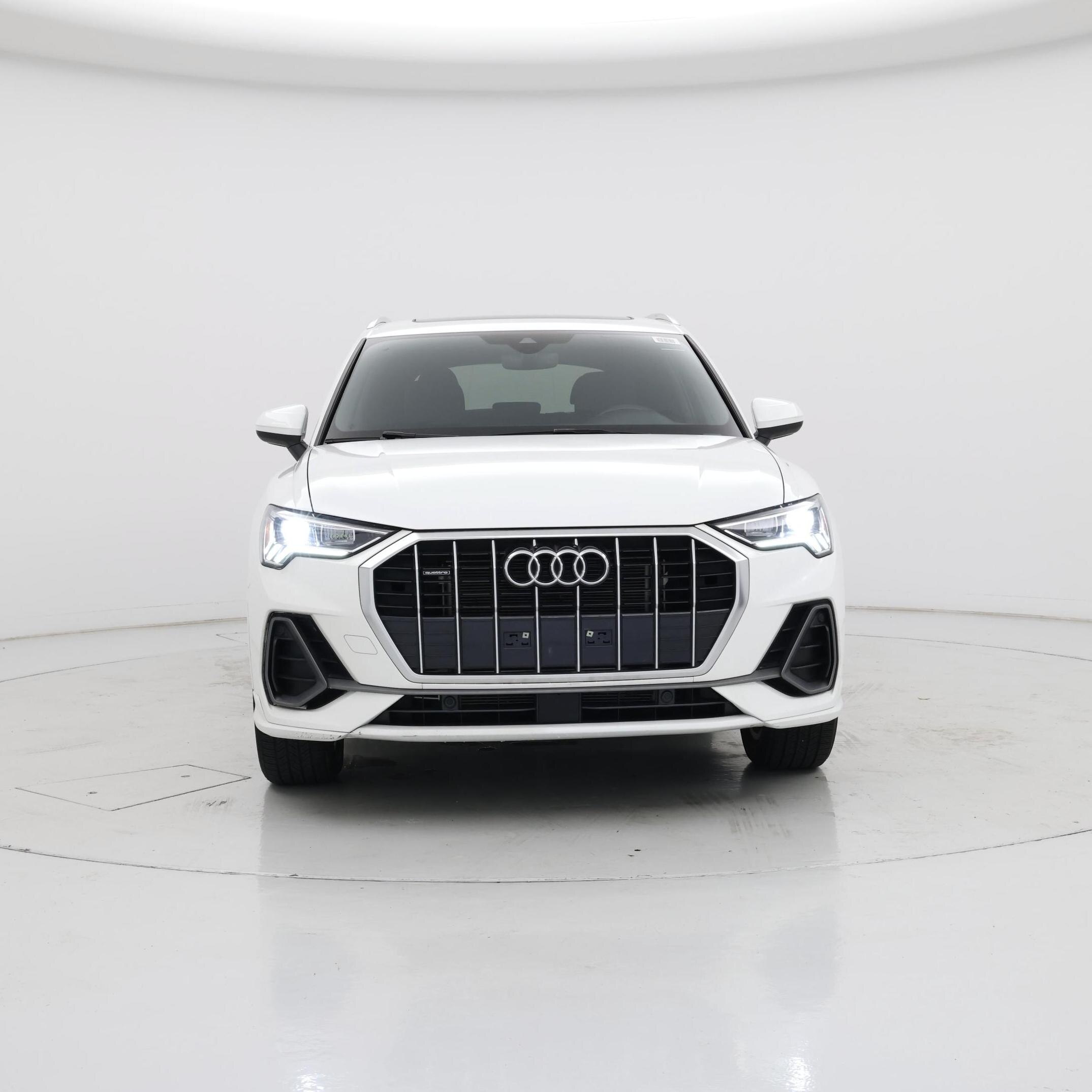 Thumbnail: 2023 Audi Q3 - 5