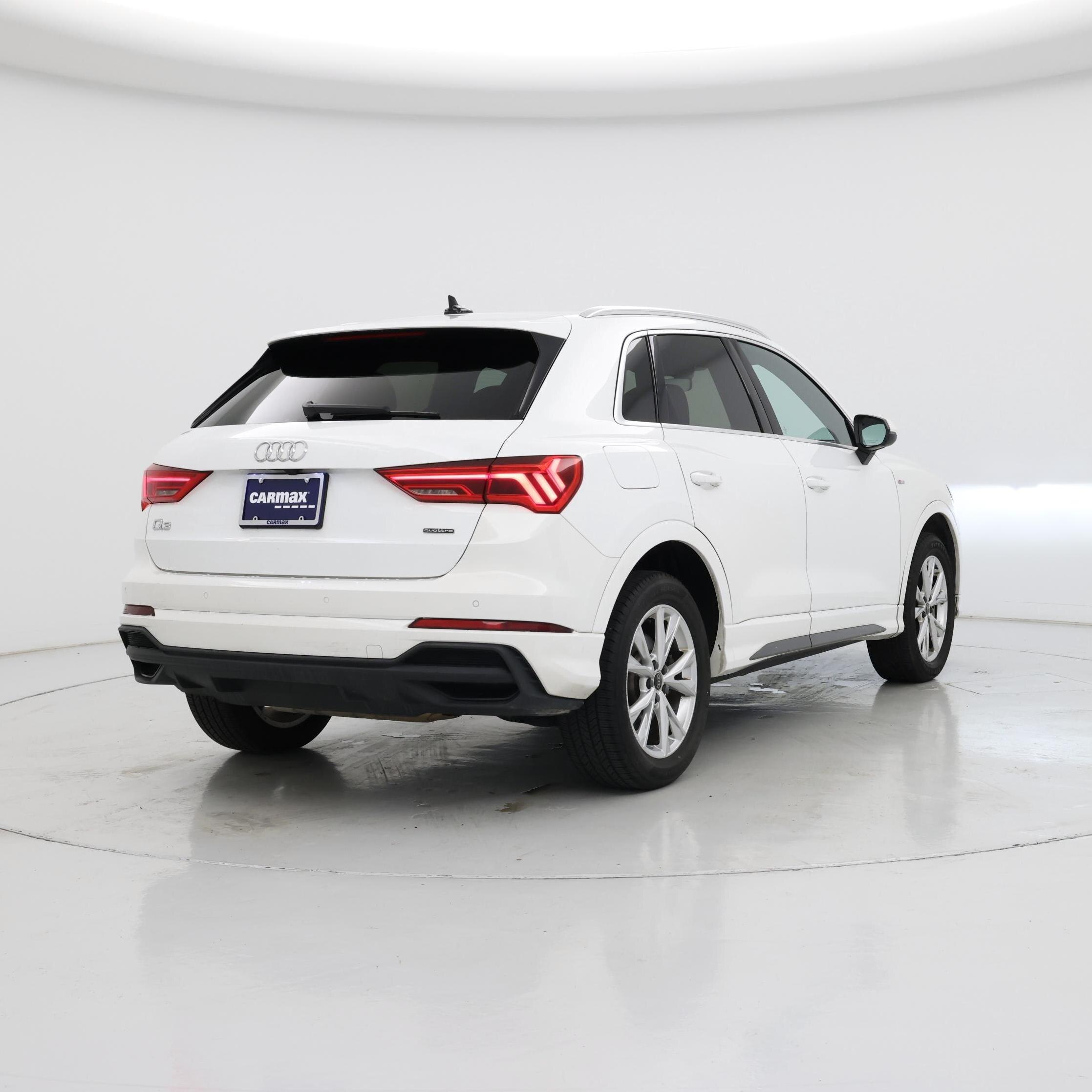 Thumbnail: 2023 Audi Q3 - 8
