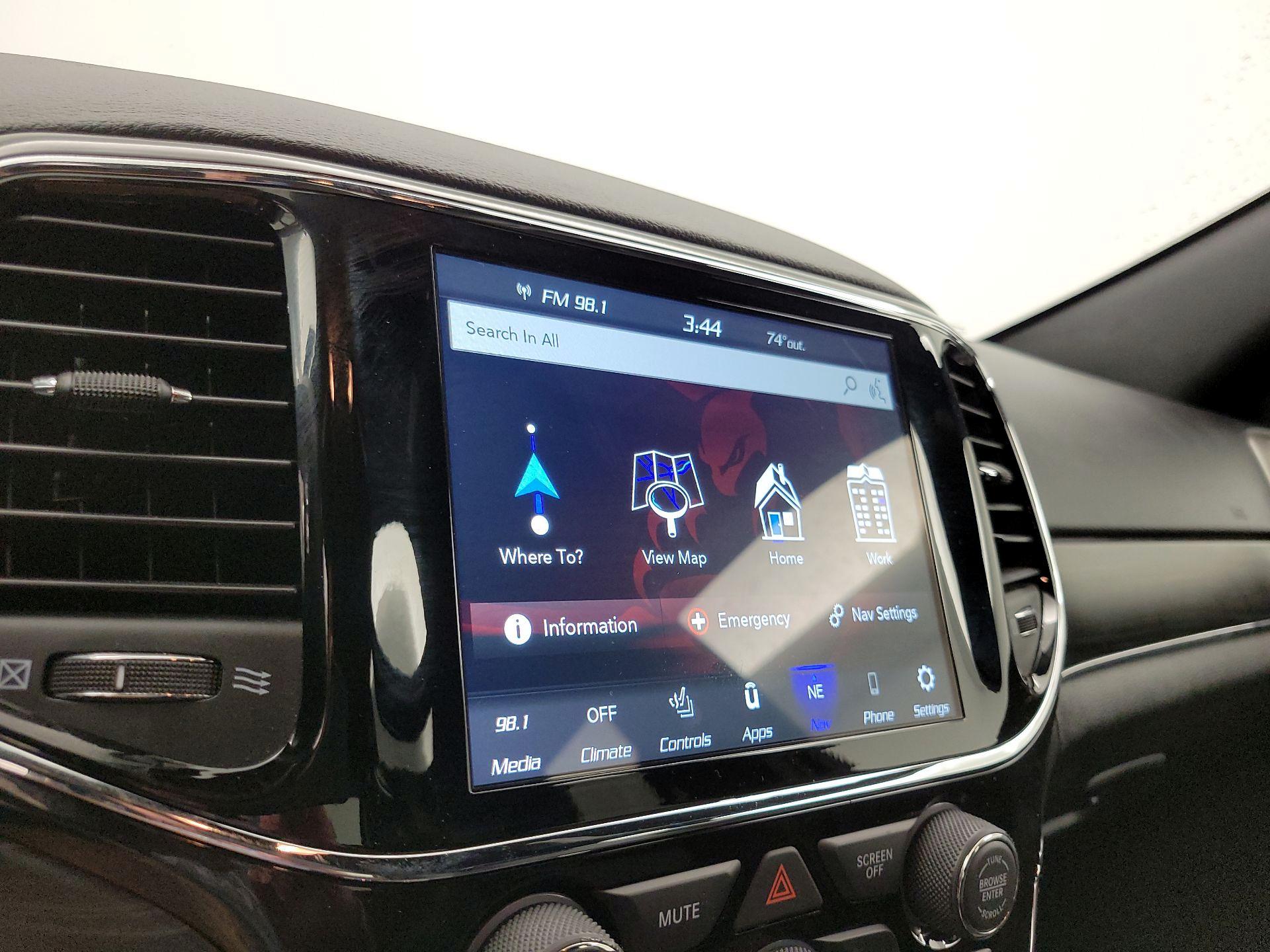 Thumbnail: 2020 Jeep Grand Cherokee - 14