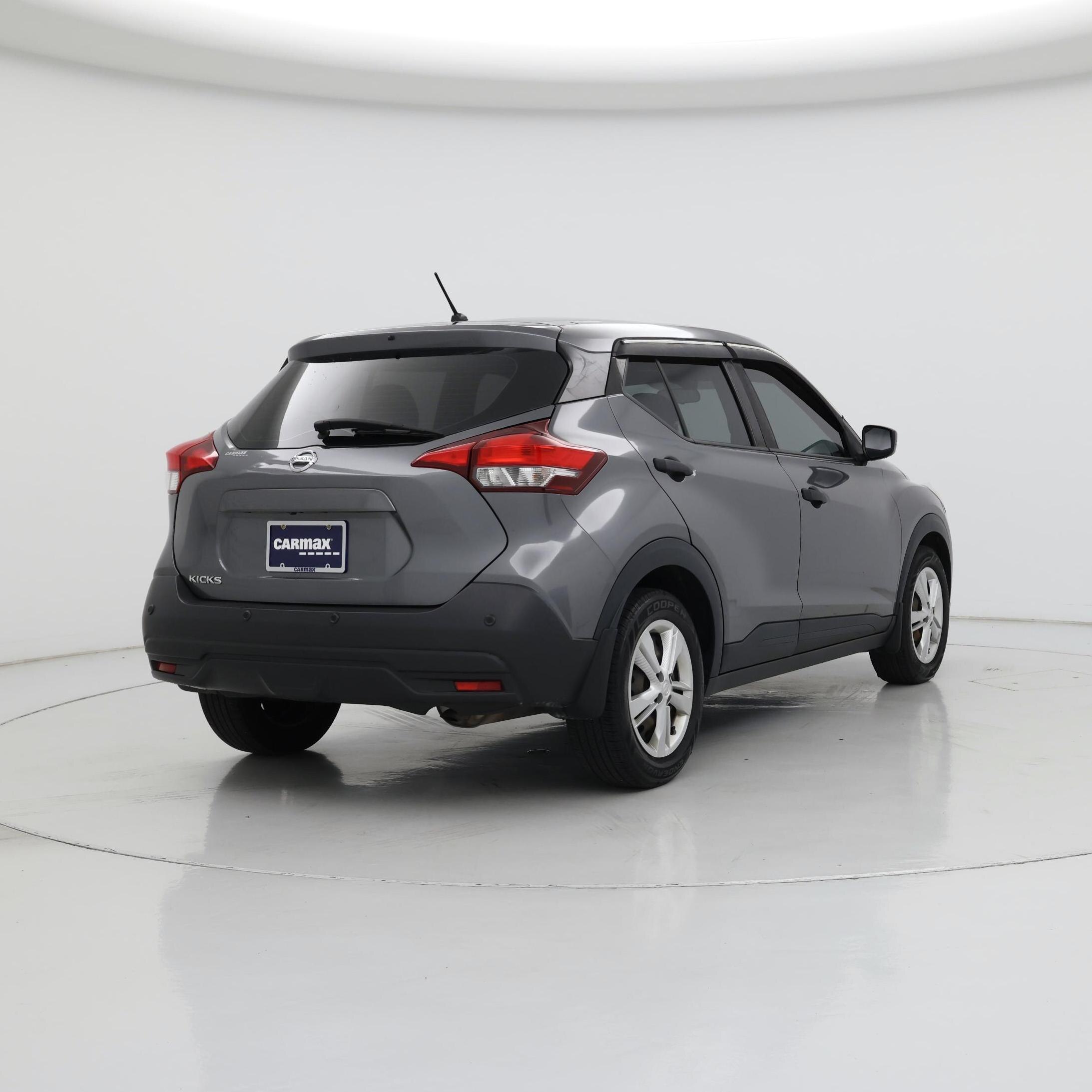Thumbnail: 2020 Nissan Kicks - 8