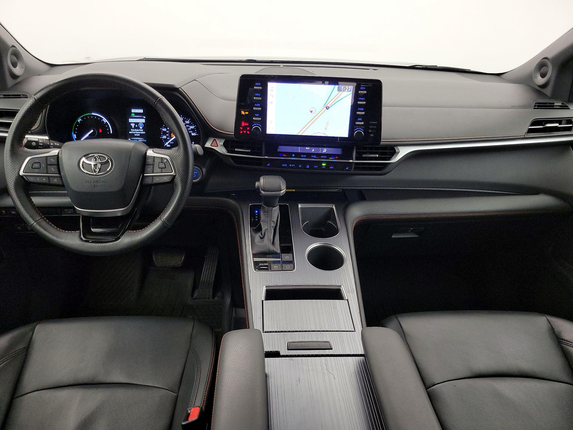 Thumbnail: 2022 Toyota Sienna - 9