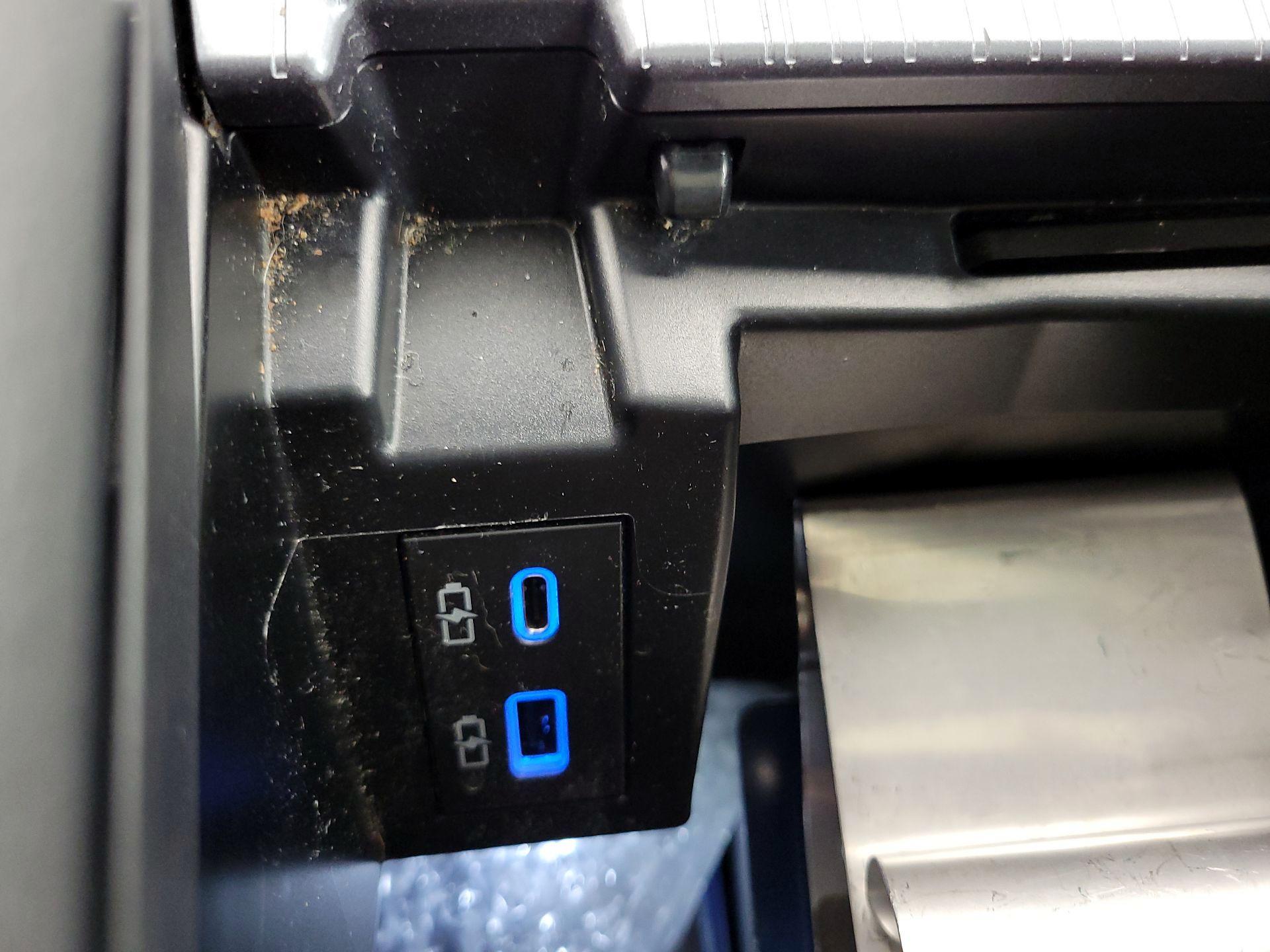 Thumbnail: 2022 Toyota Sienna - 19