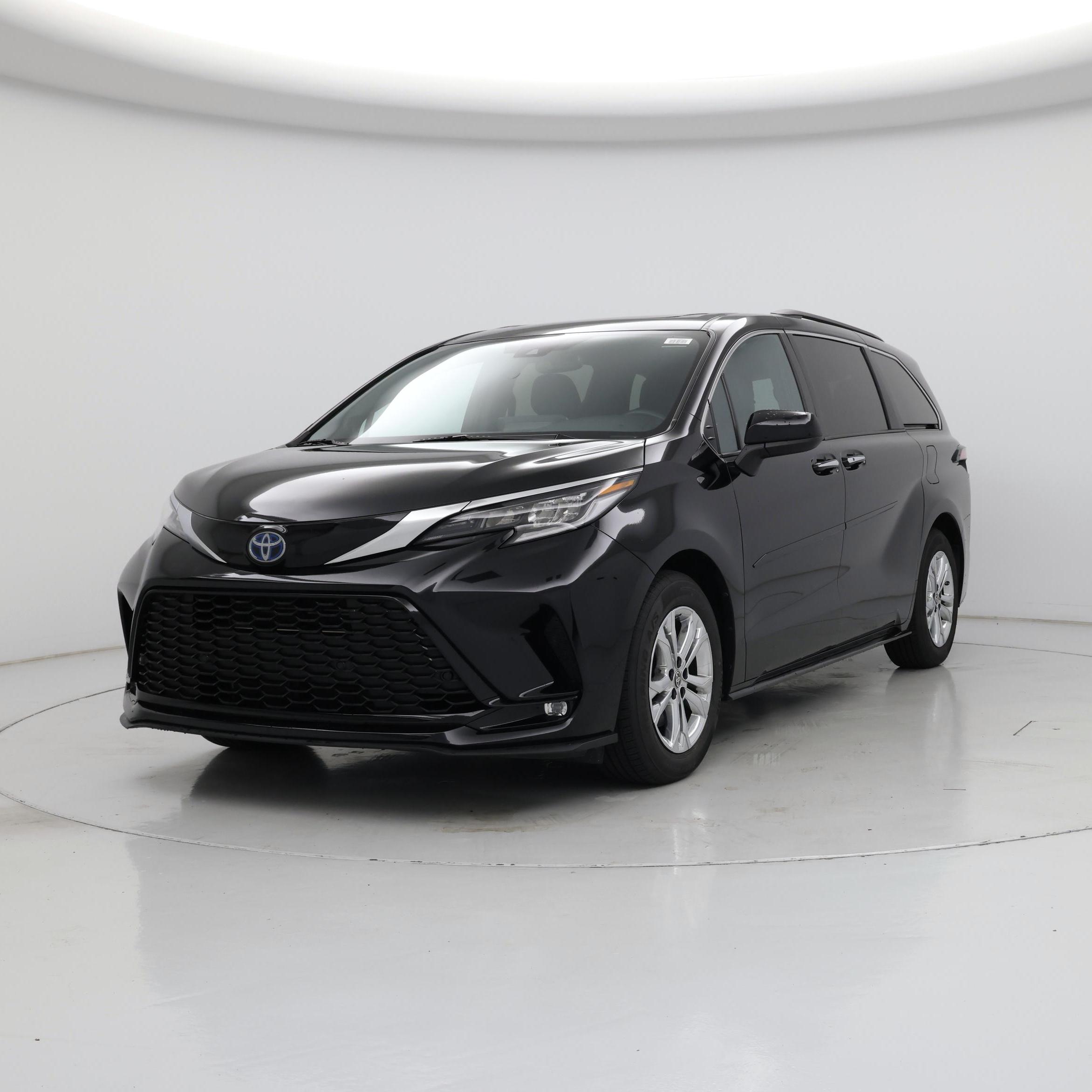 Thumbnail: 2022 Toyota Sienna - 4