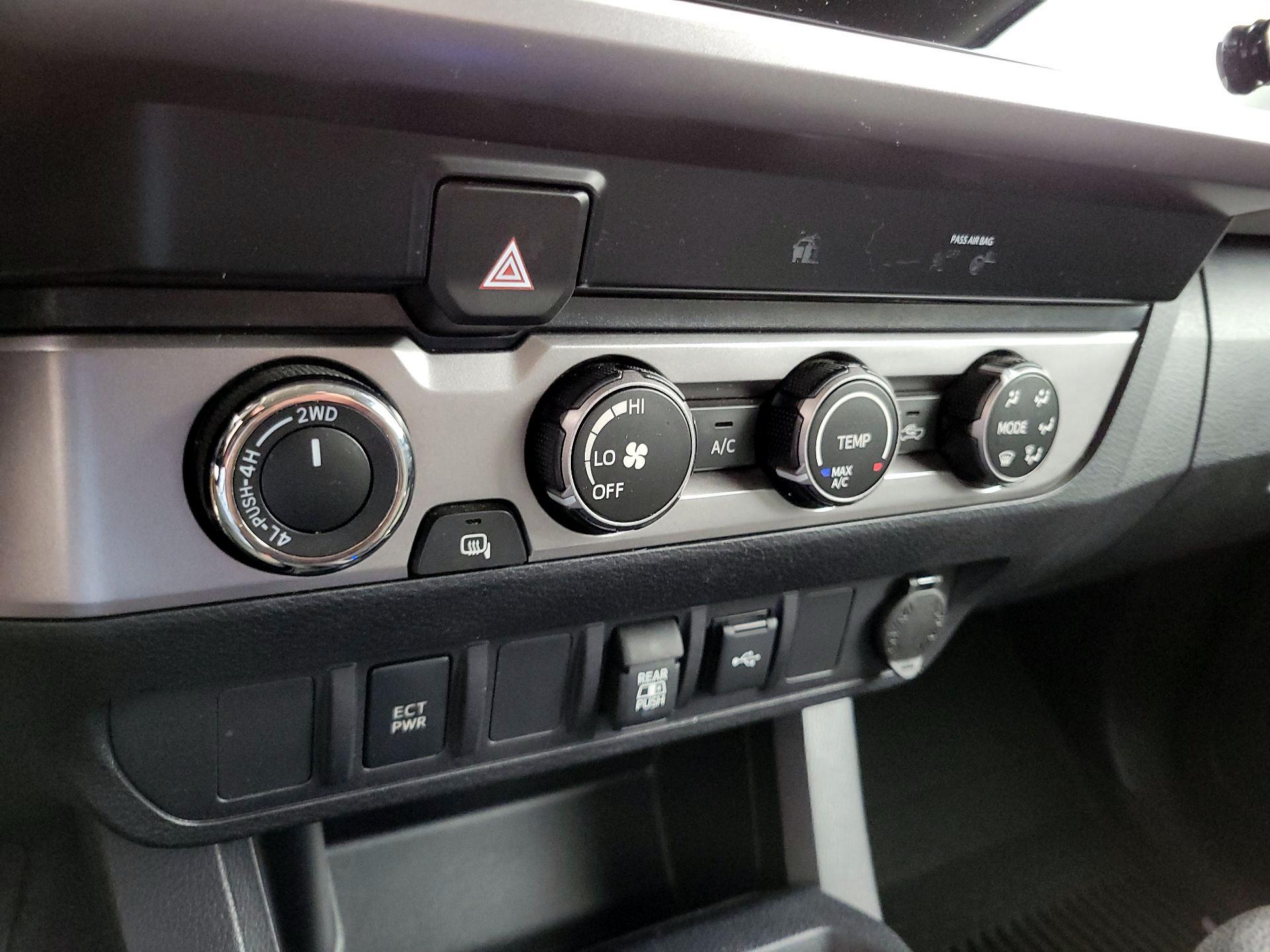 Thumbnail: 2020 Toyota Tacoma - 16