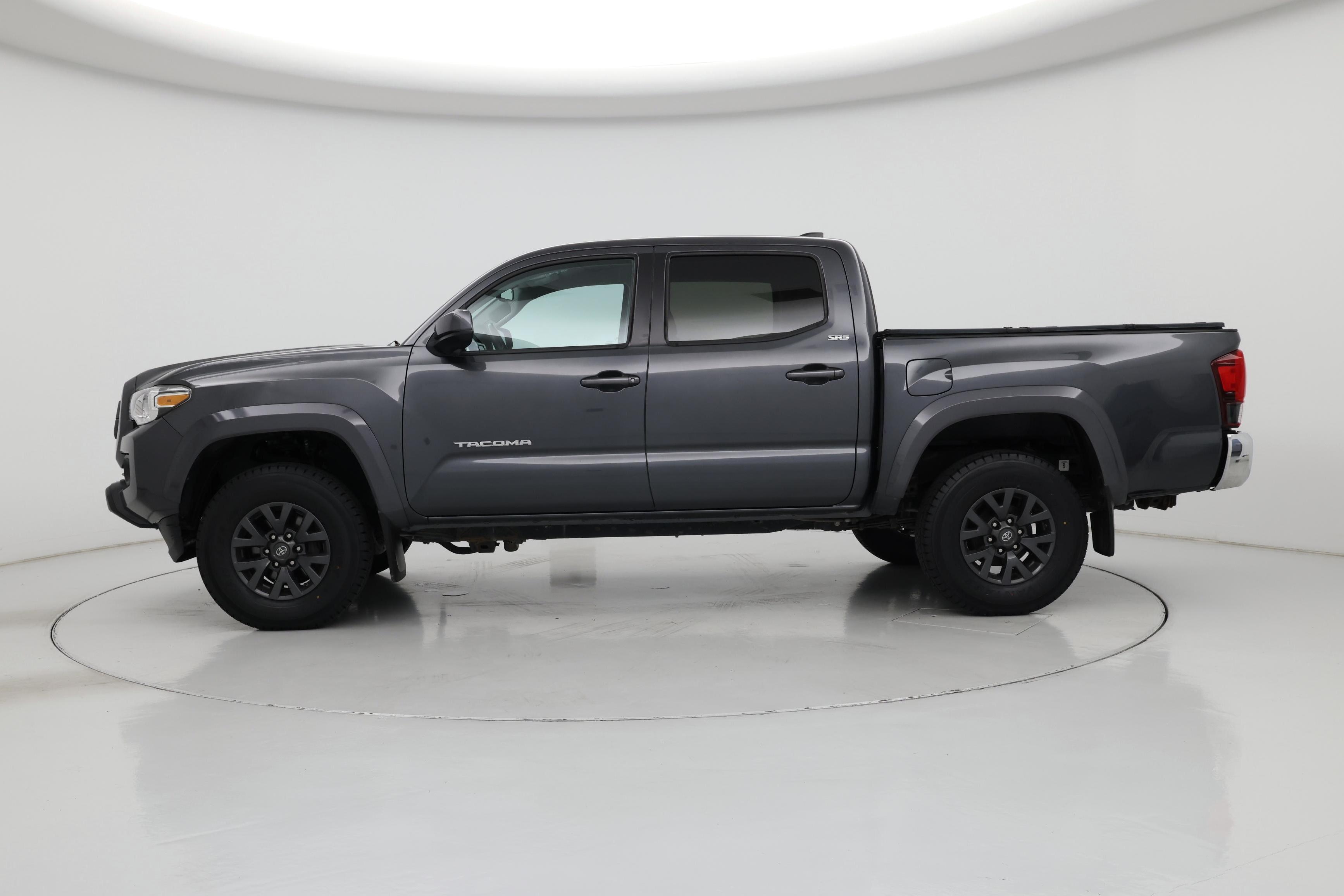 Thumbnail: 2020 Toyota Tacoma - 3
