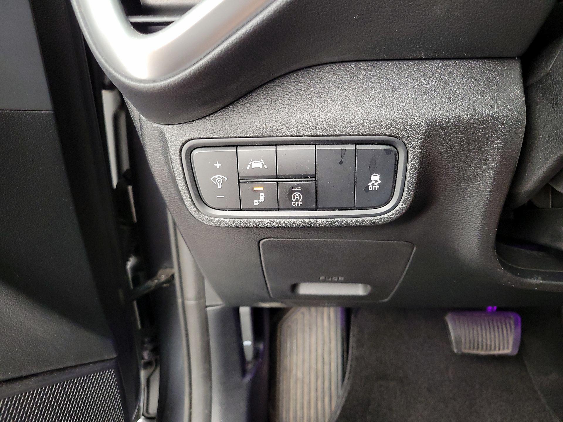 Thumbnail: 2021 Kia Soul - 13
