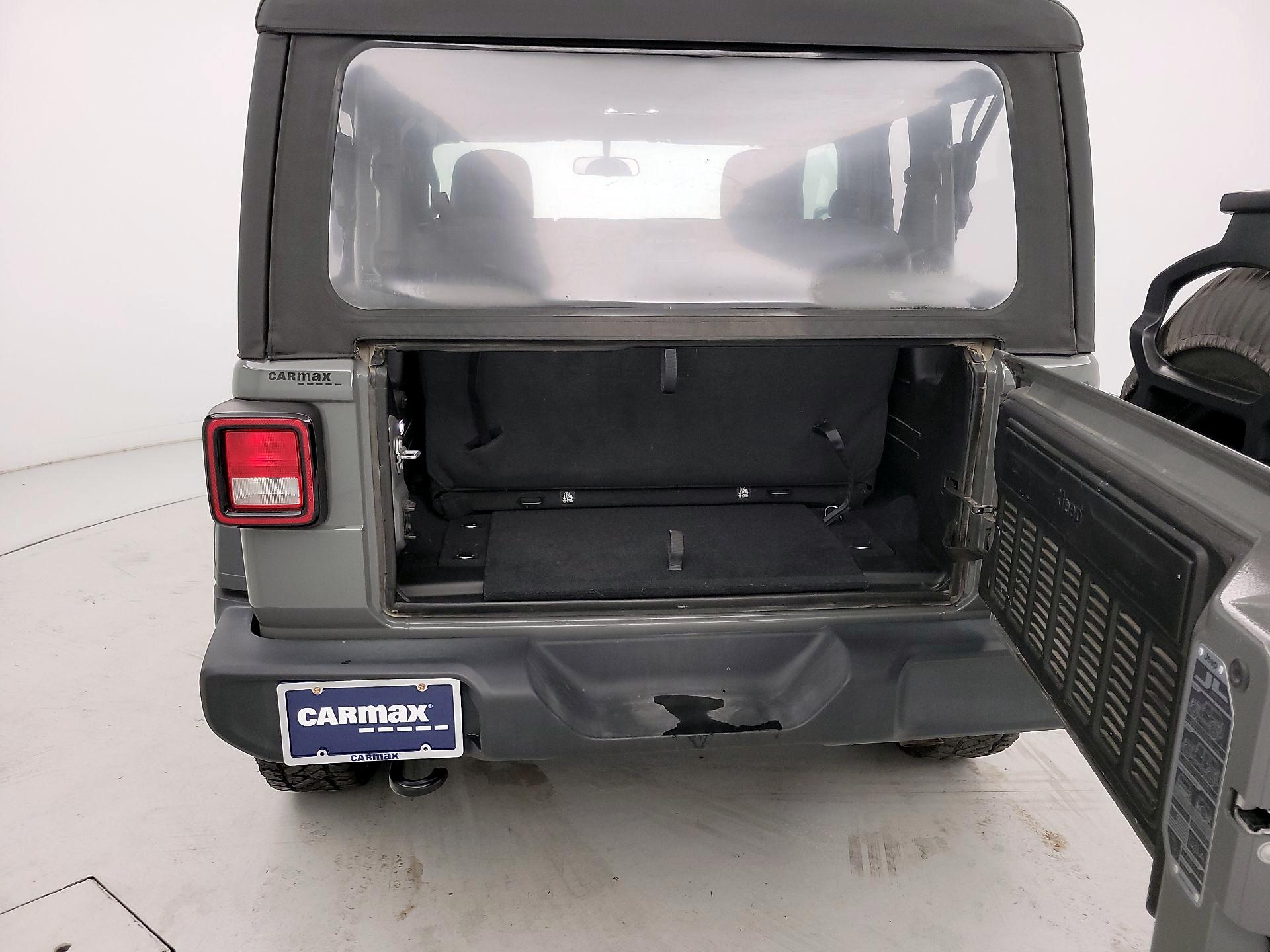 Thumbnail: 2020 Jeep Wrangler - 19
