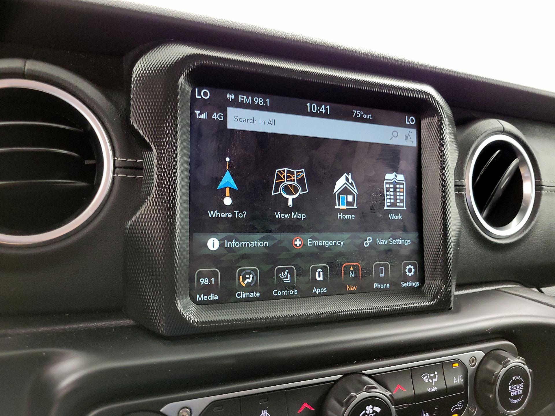Thumbnail: 2022 Jeep Wrangler - 14