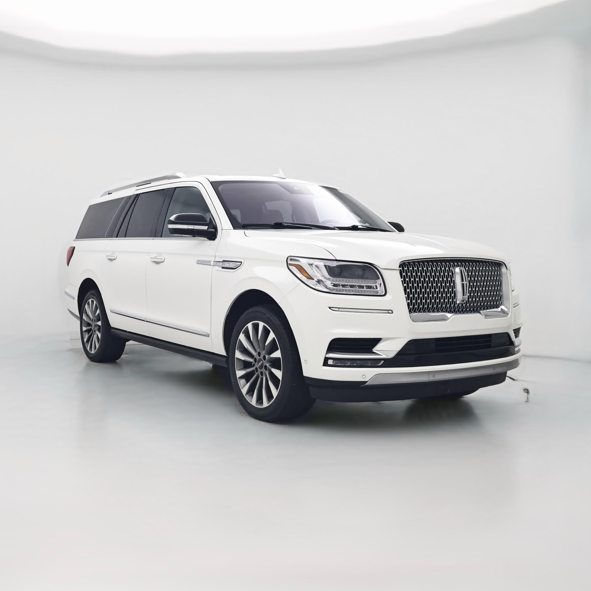Thumbnail: 2020 Lincoln Navigator L - 1