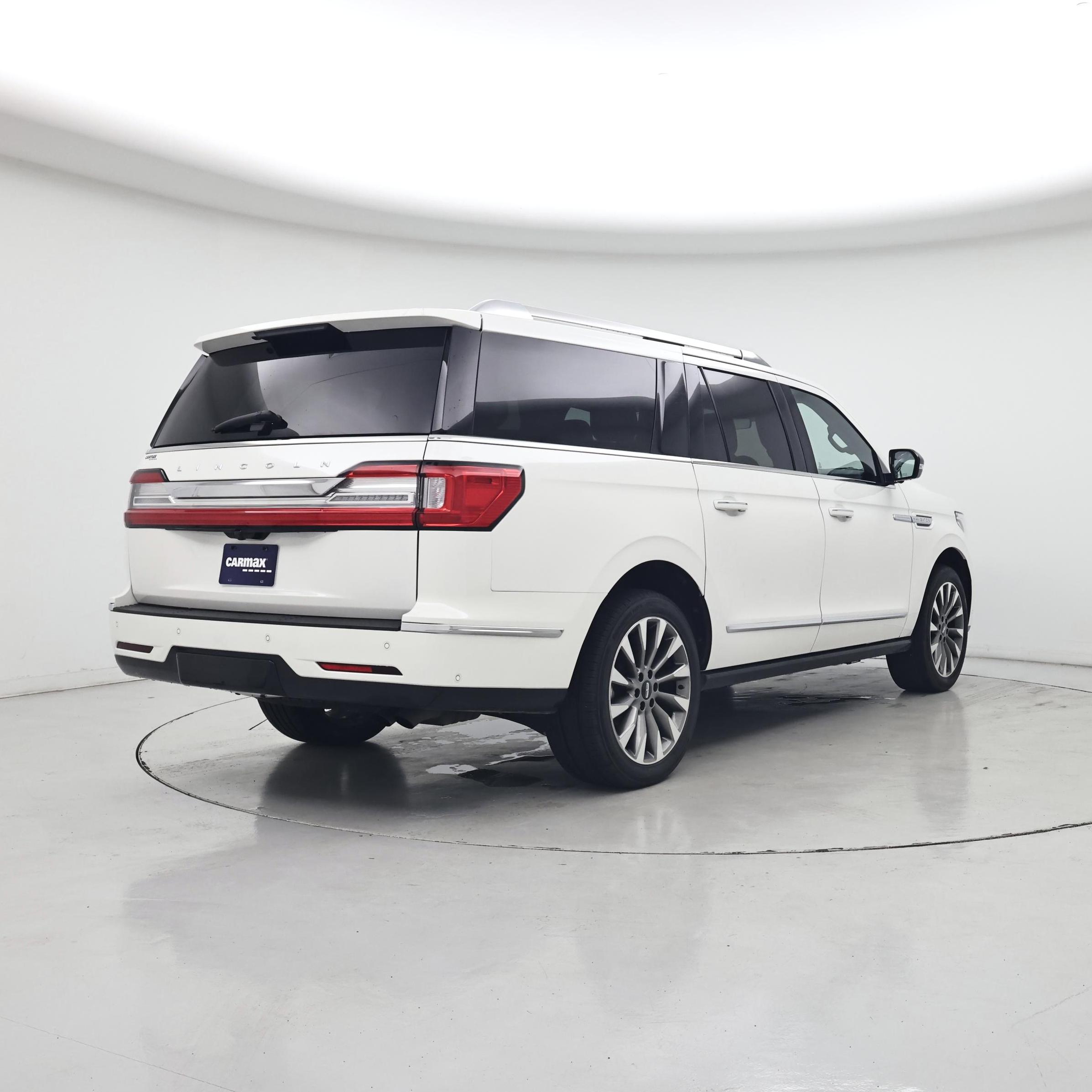 Thumbnail: 2020 Lincoln Navigator L - 8