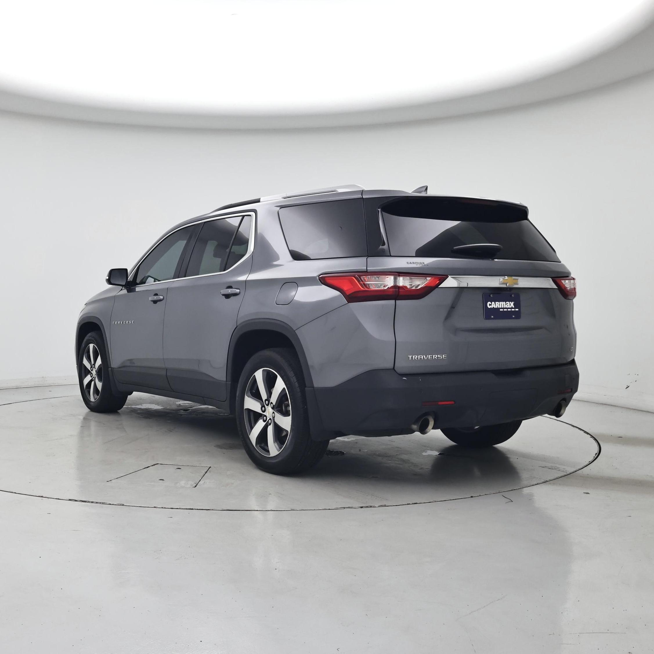 Thumbnail: 2018 Chevrolet Traverse - 2