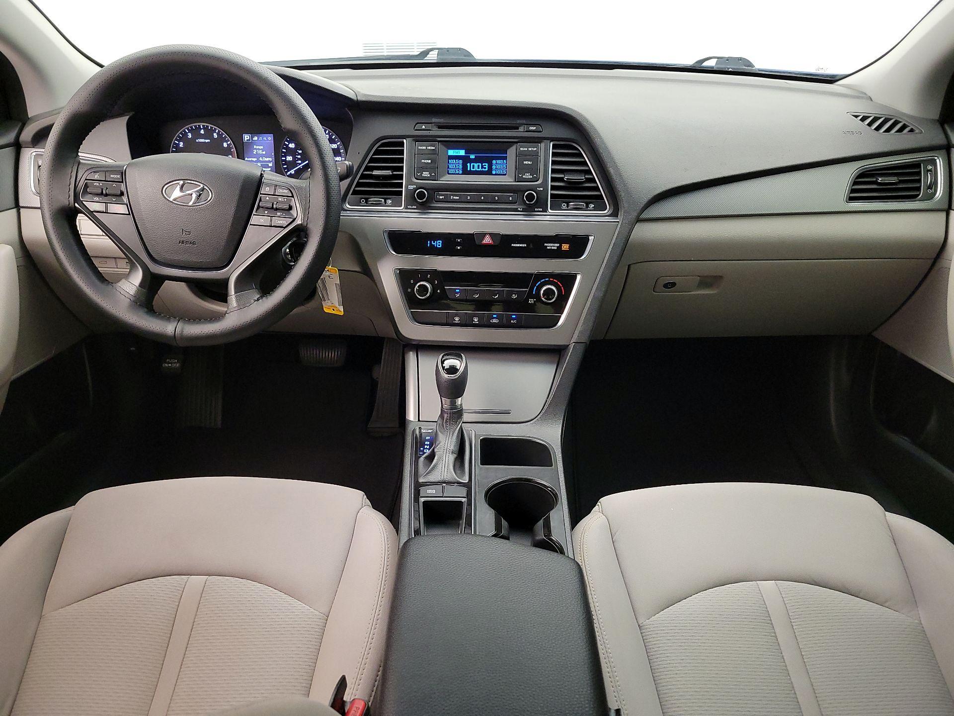 Thumbnail: 2015 Hyundai Sonata - 9