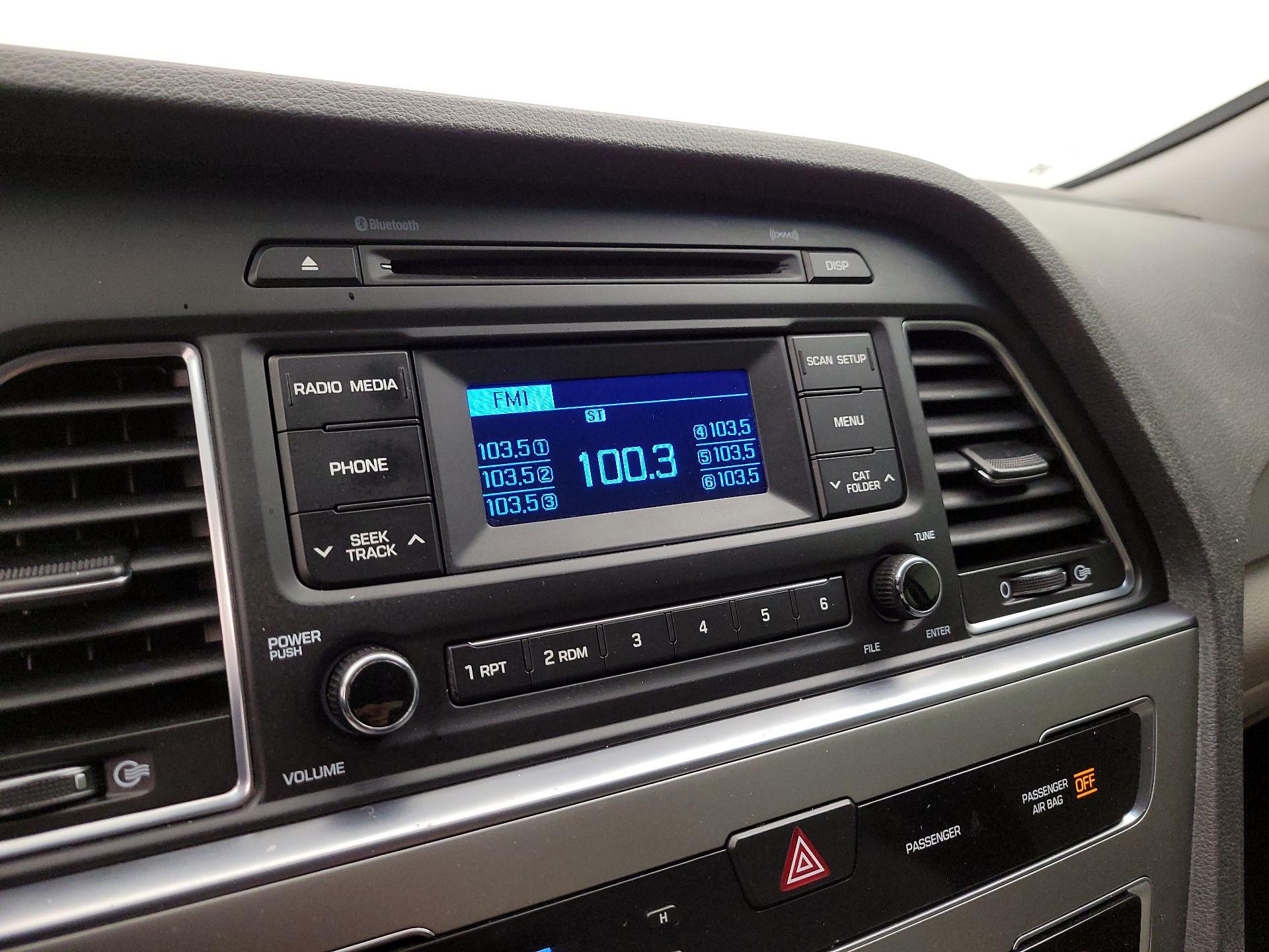 Thumbnail: 2015 Hyundai Sonata - 14