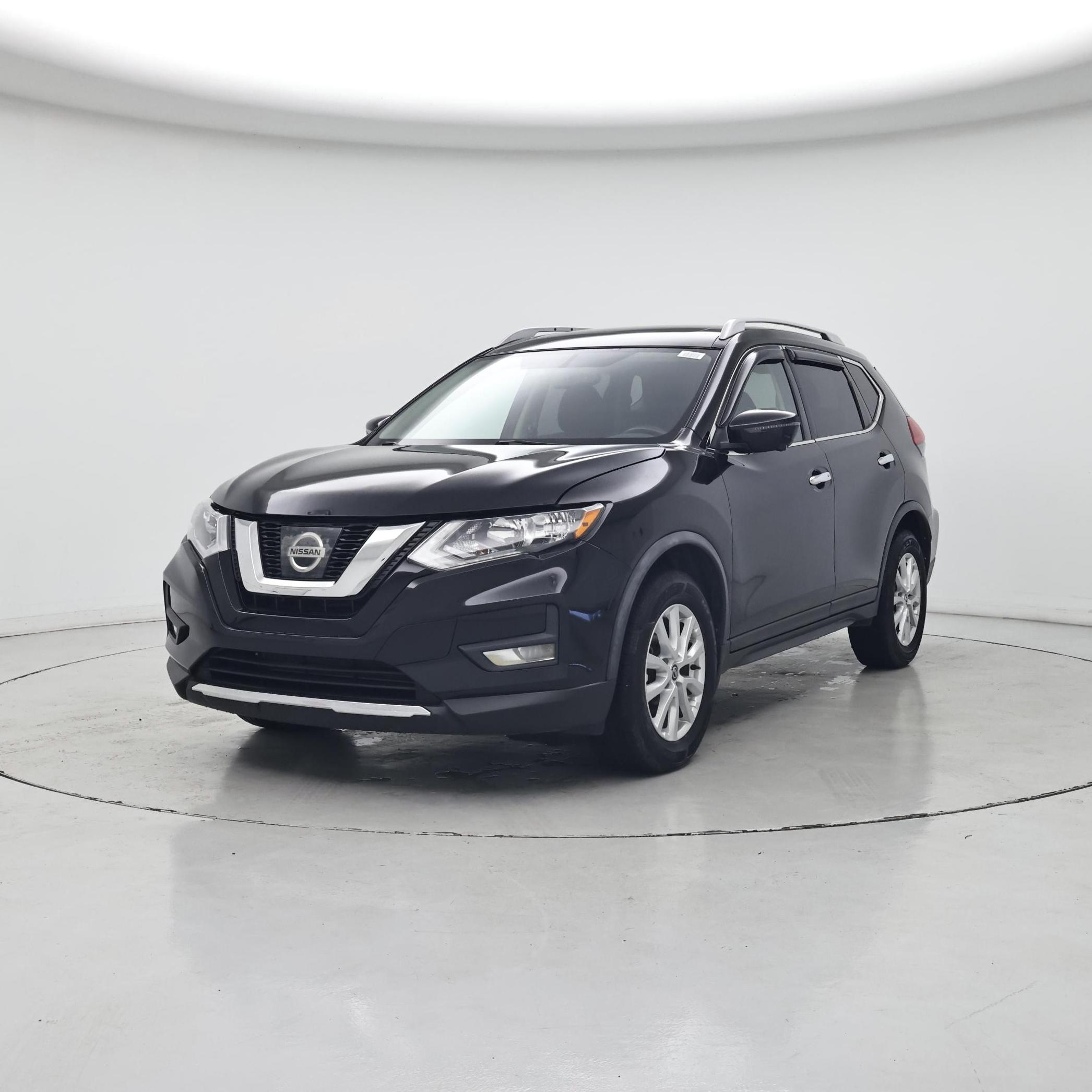Thumbnail: 2017 Nissan Rogue - 4