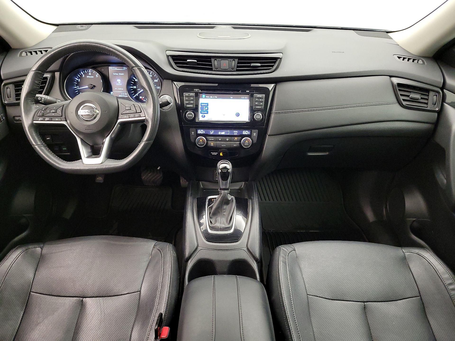 Thumbnail: 2017 Nissan Rogue - 9