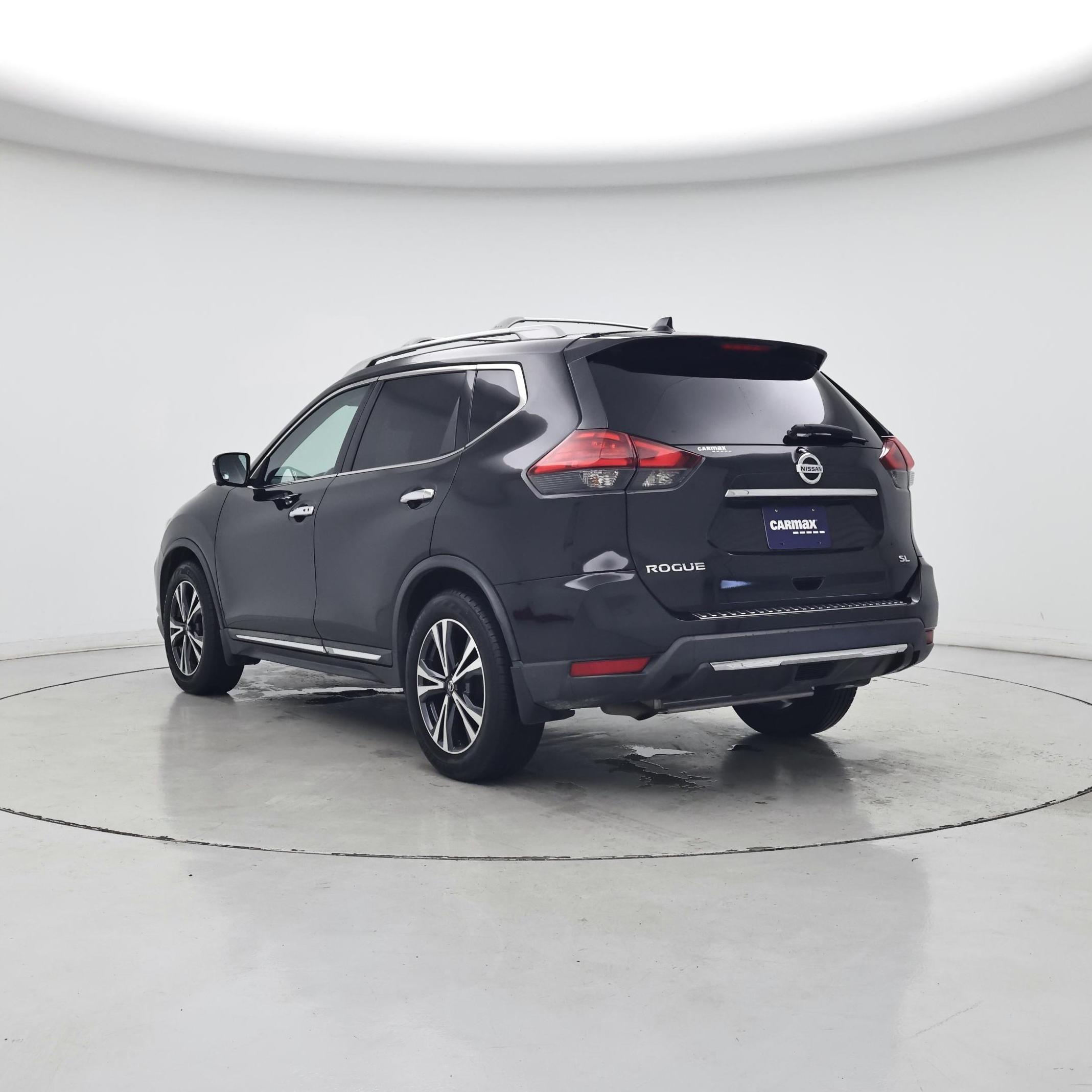 Thumbnail: 2017 Nissan Rogue - 2