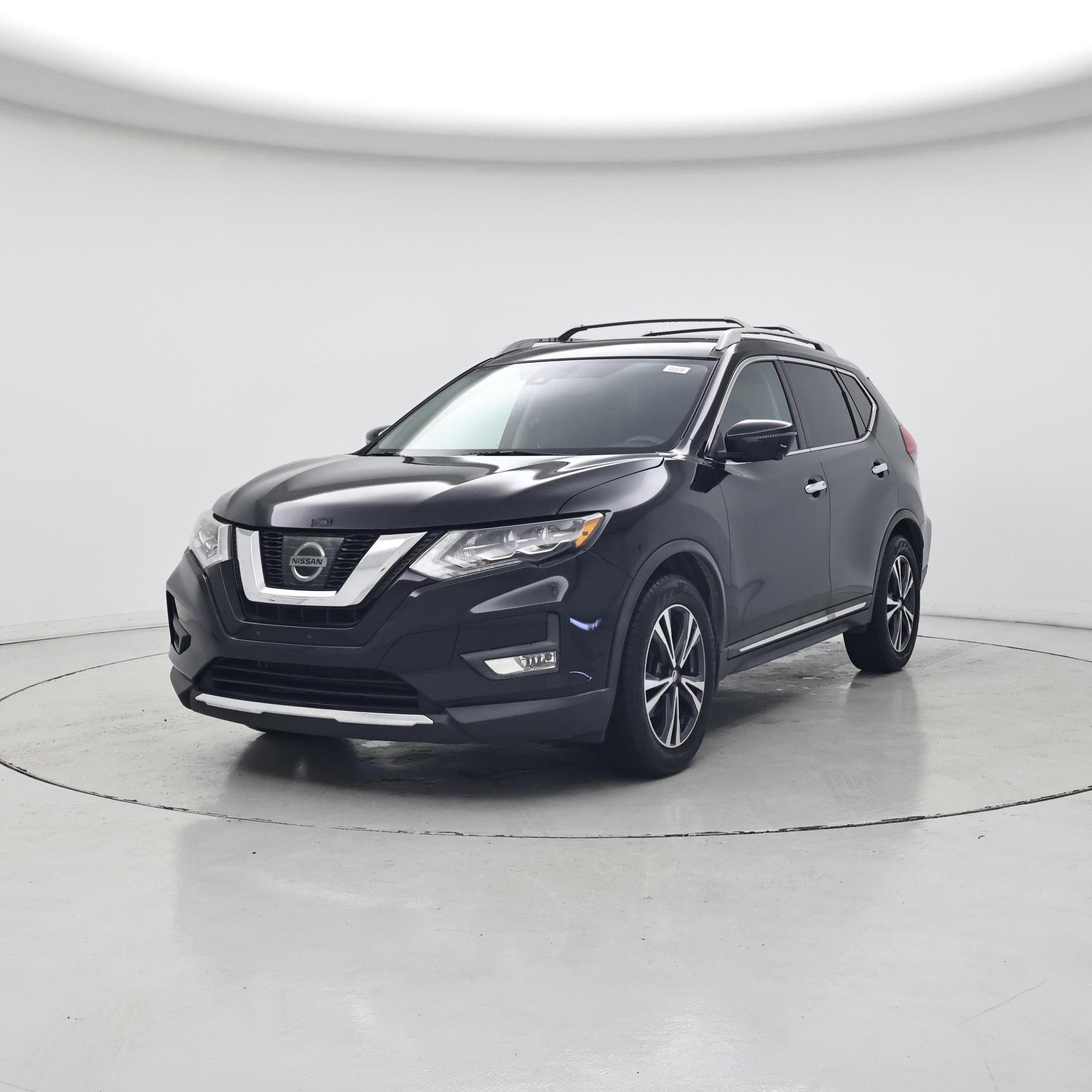 Thumbnail: 2017 Nissan Rogue - 4