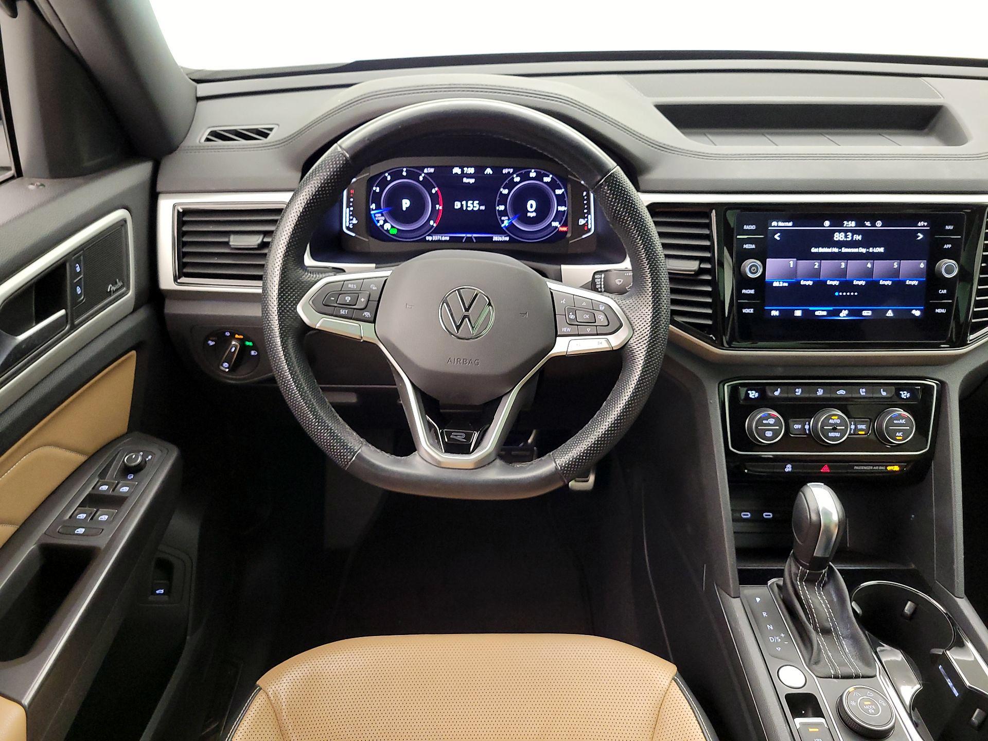 Thumbnail: 2022 Volkswagen Atlas - 10