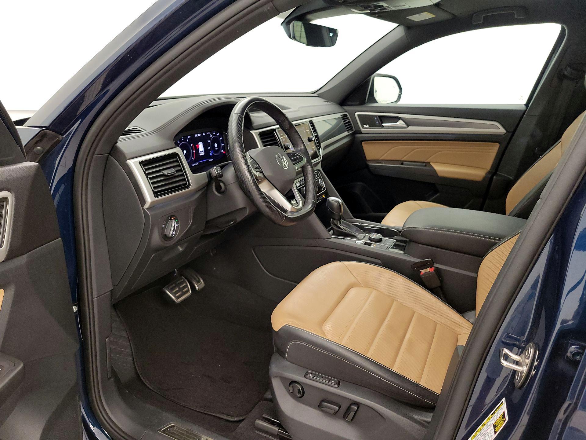 Thumbnail: 2022 Volkswagen Atlas - 11