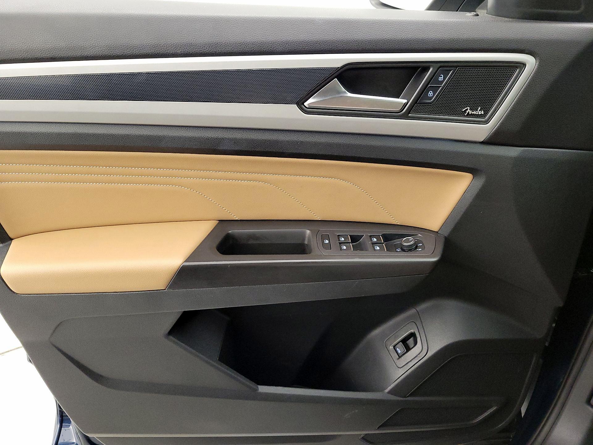 Thumbnail: 2022 Volkswagen Atlas - 12
