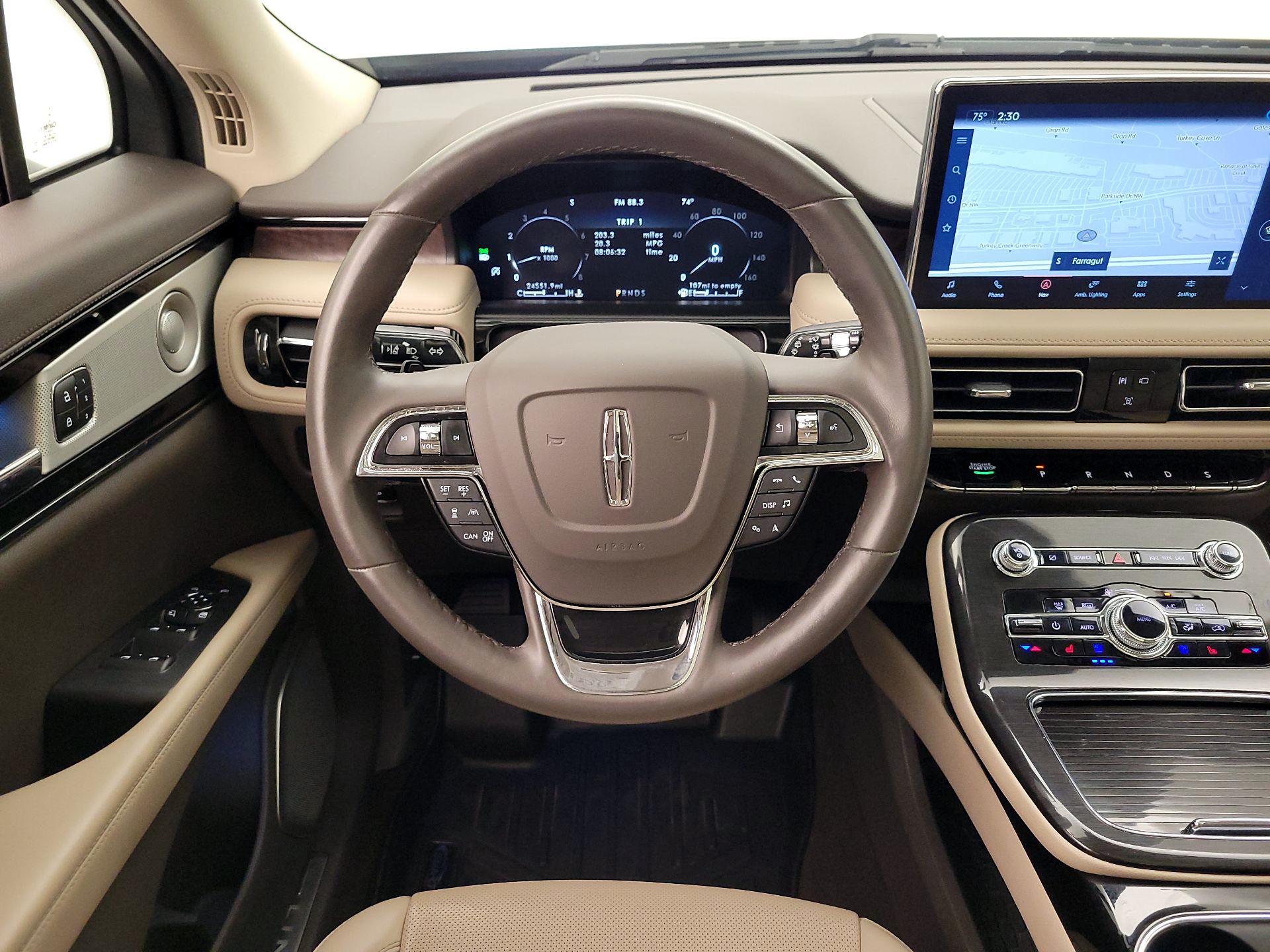 Thumbnail: 2023 Lincoln Nautilus - 10