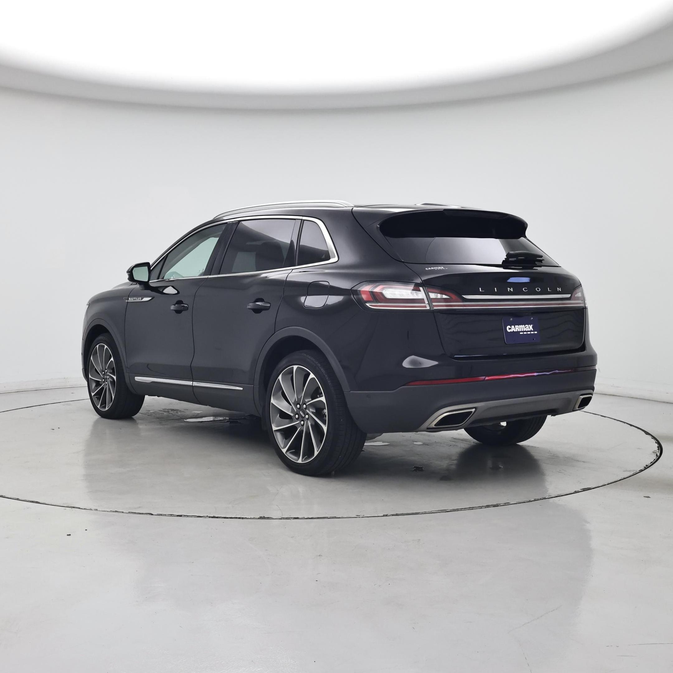 Thumbnail: 2023 Lincoln Nautilus - 2