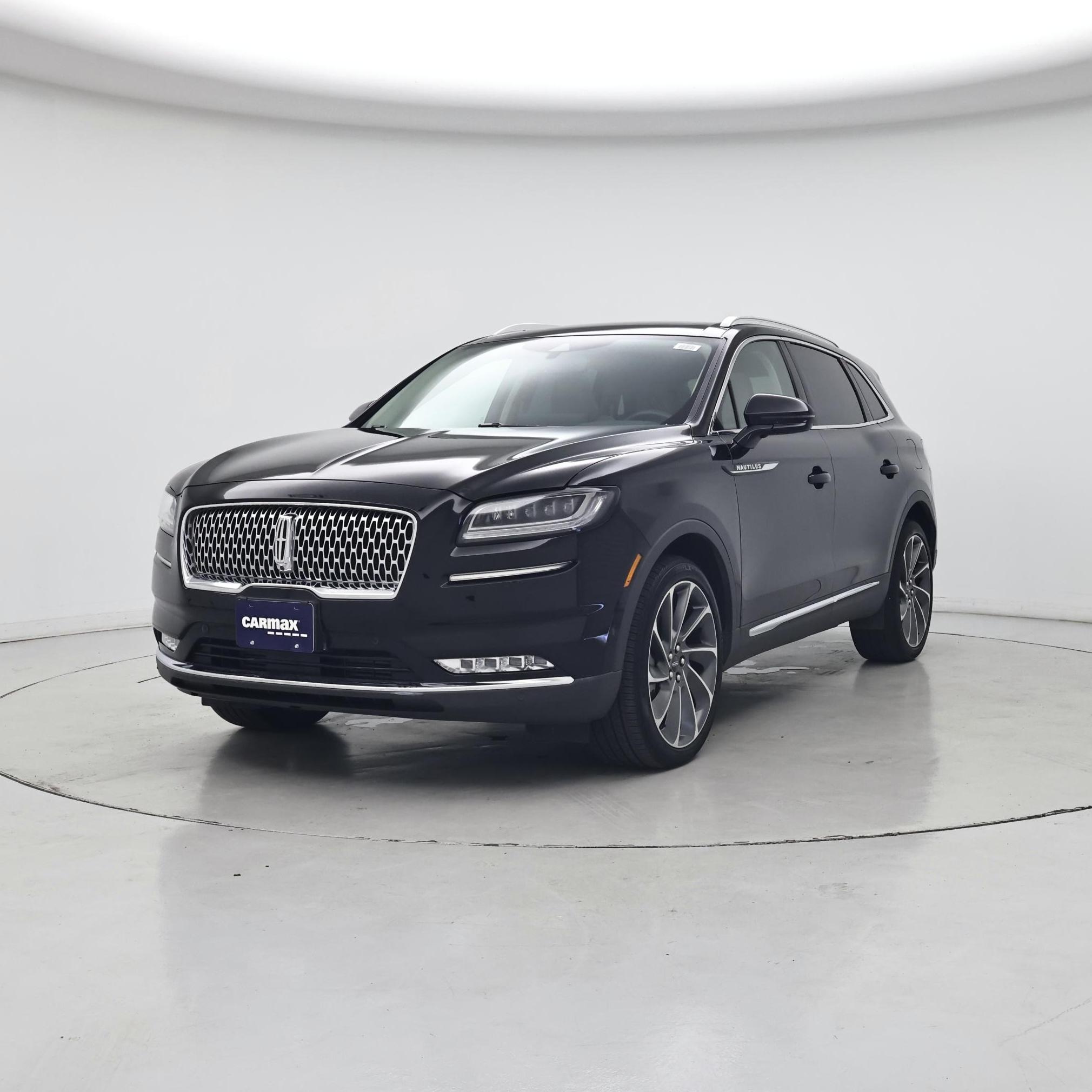 Thumbnail: 2023 Lincoln Nautilus - 4